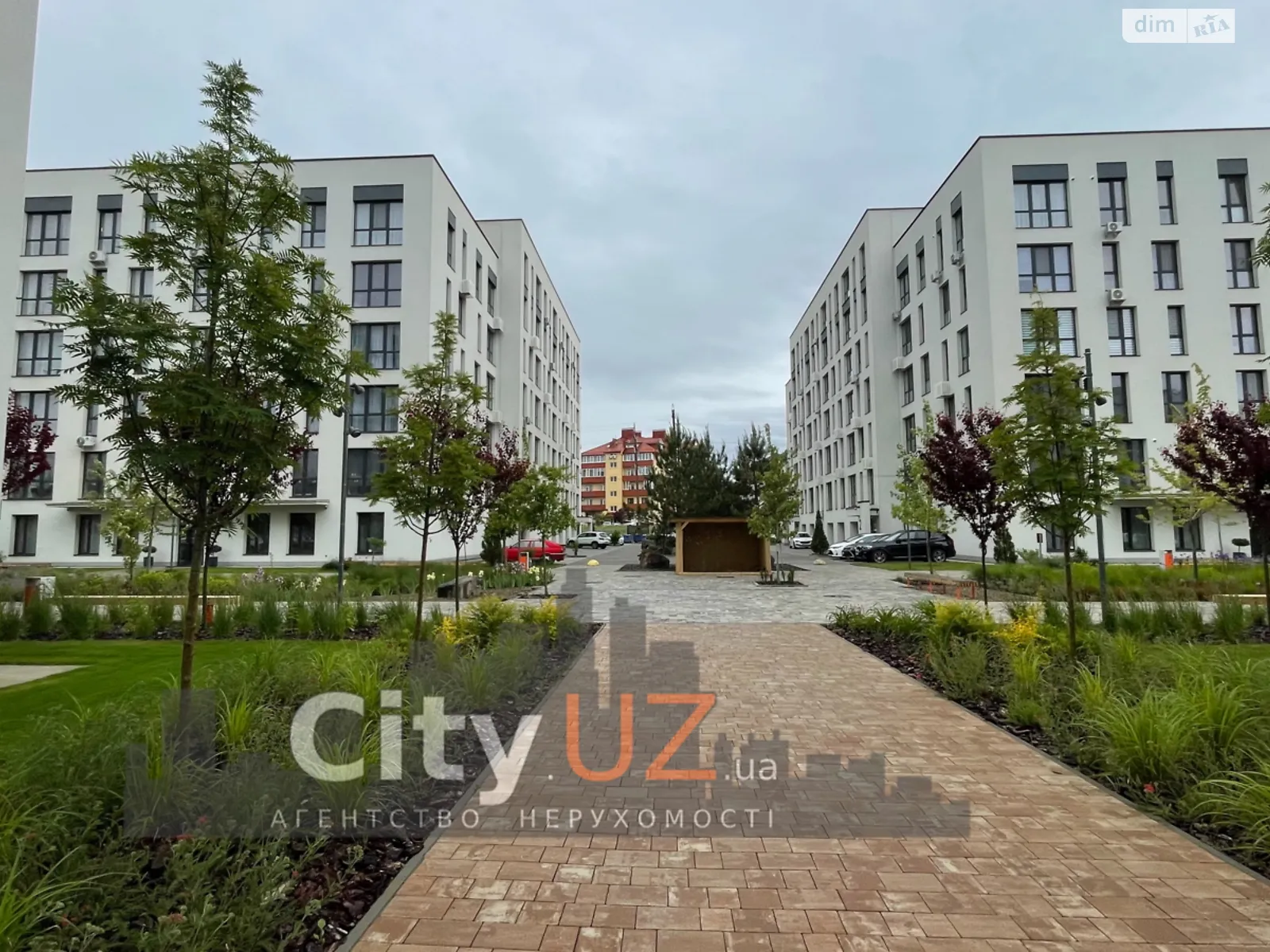 Продается 1-комнатная квартира 45 кв. м в Минае, ул. Августина Волошина, 22 - фото 1