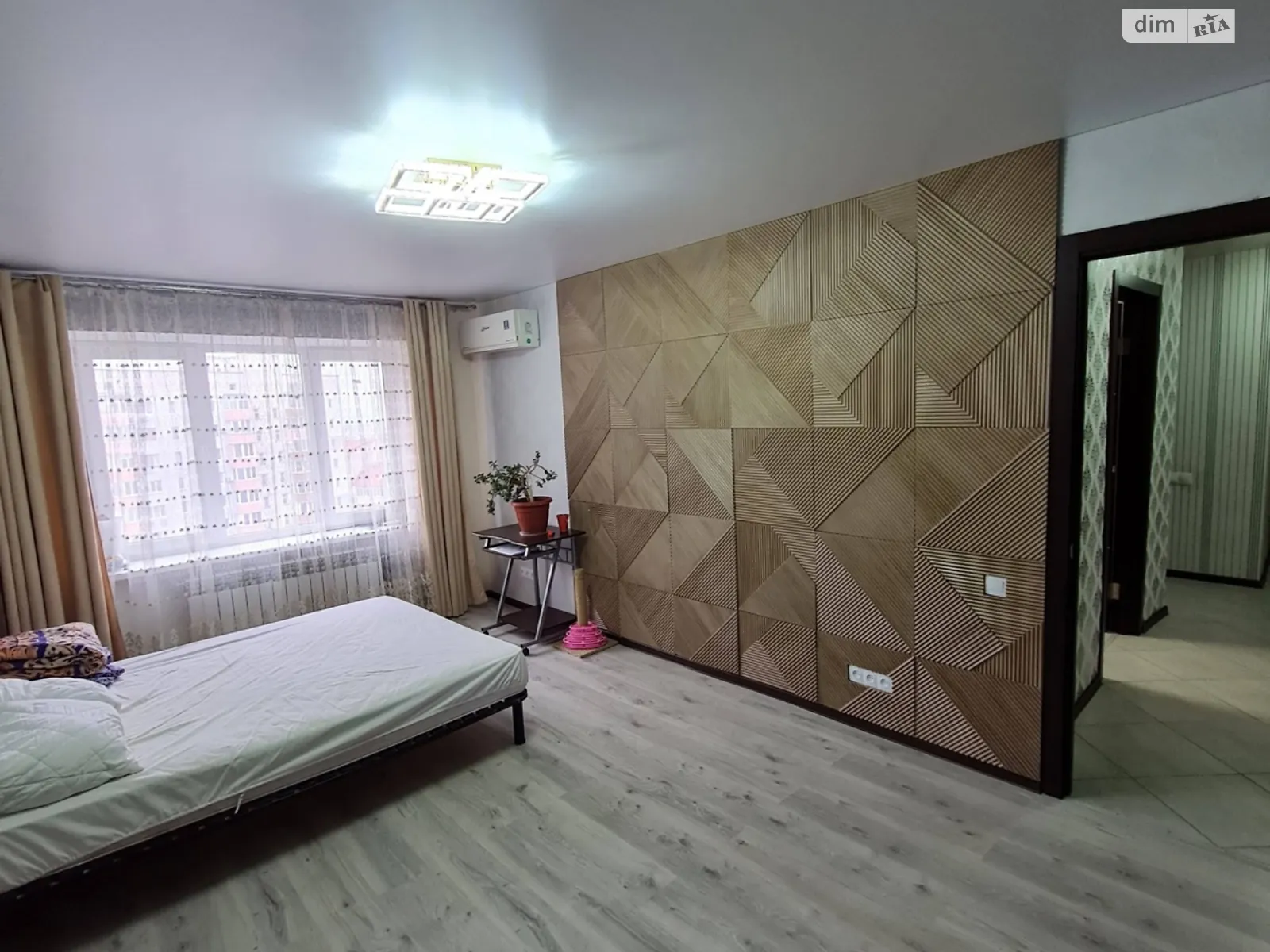 Продается 3-комнатная квартира 57.6 кв. м в Николаеве, просп. Центральный - фото 1