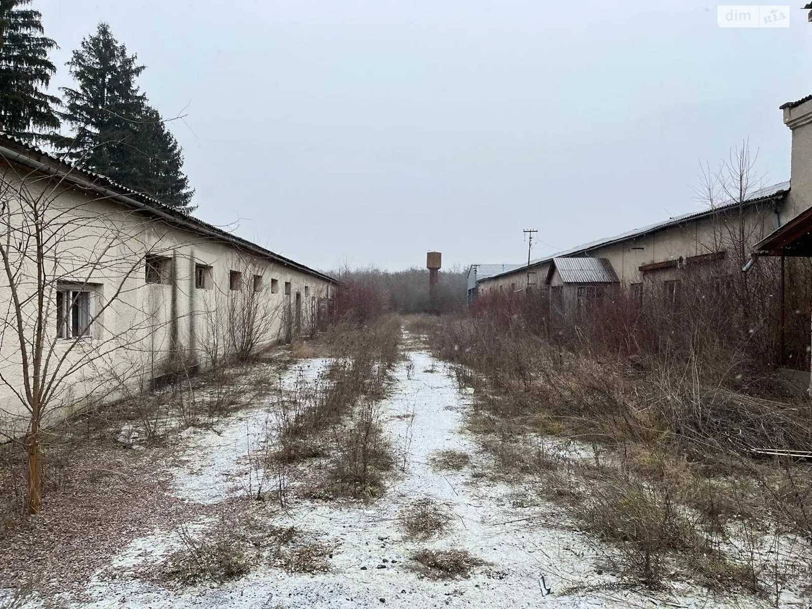 Продається об'єкт сфери послуг 1200 кв. м в 1-поверховій будівлі, цена: 200000 $ - фото 1