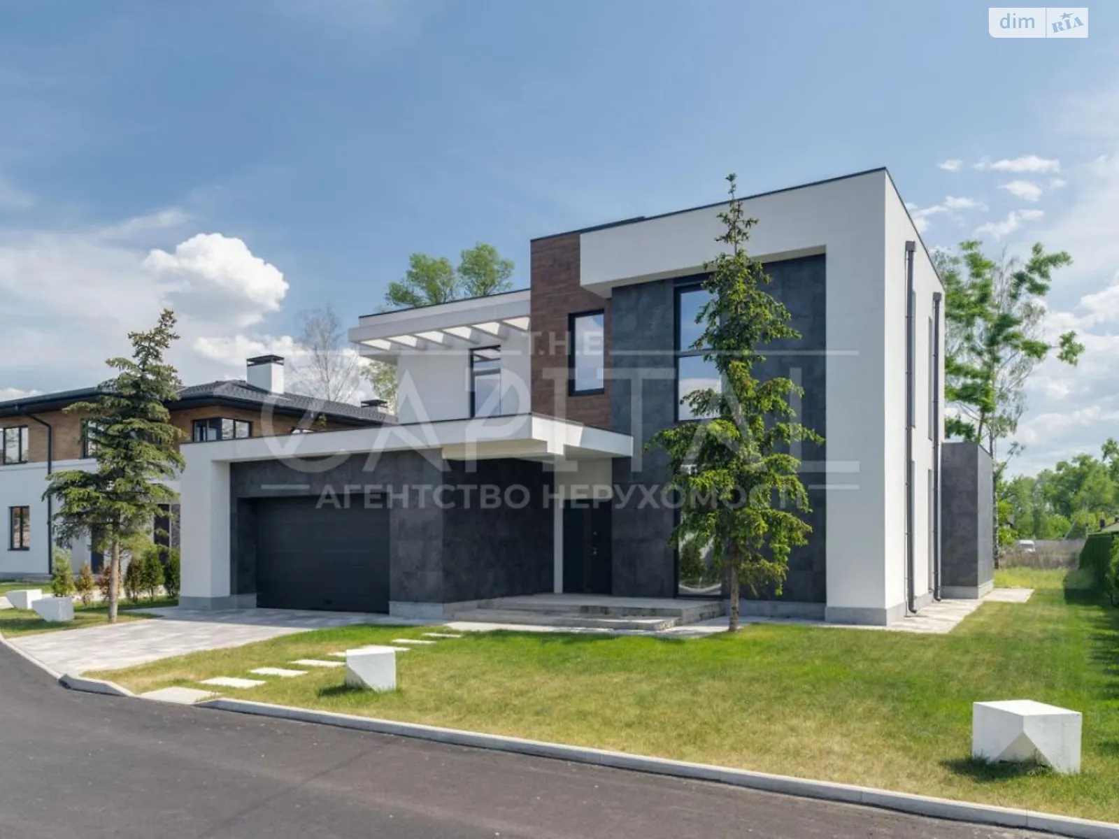 Продается дом на 2 этажа 258 кв. м с подвалом, цена: 415000 $ - фото 1