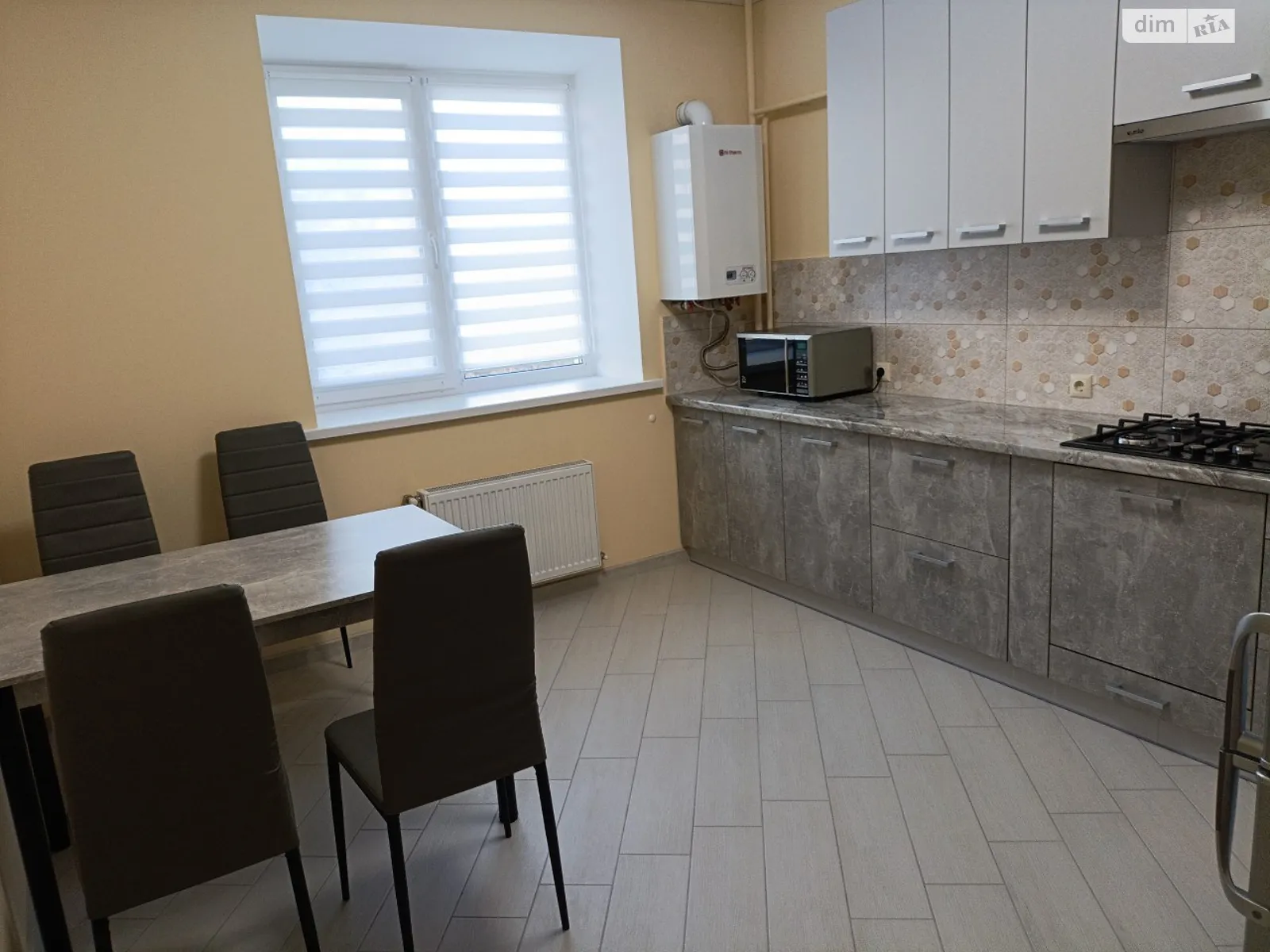 Сдается в аренду 1-комнатная квартира 40 кв. м в Стрижавке, цена: 11000 грн - фото 1