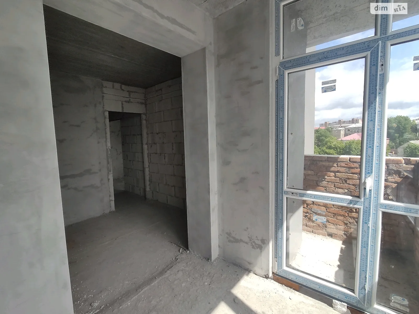 Продается 1-комнатная квартира 44 кв. м в Хмельницком, ул. Каменецкая - фото 1
