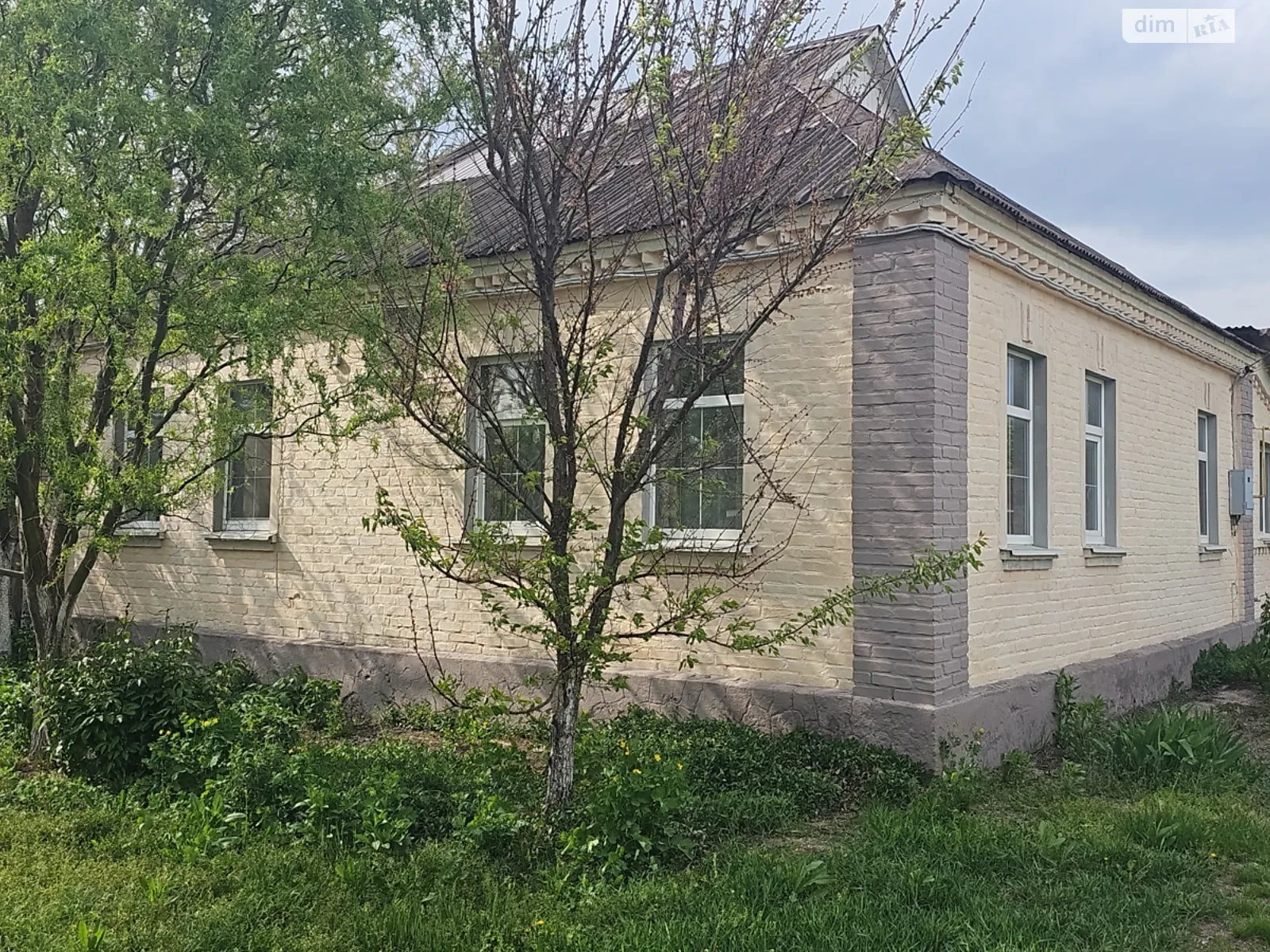 Продается одноэтажный дом 93.3 кв. м с подвалом, цена: 45000 $ - фото 1