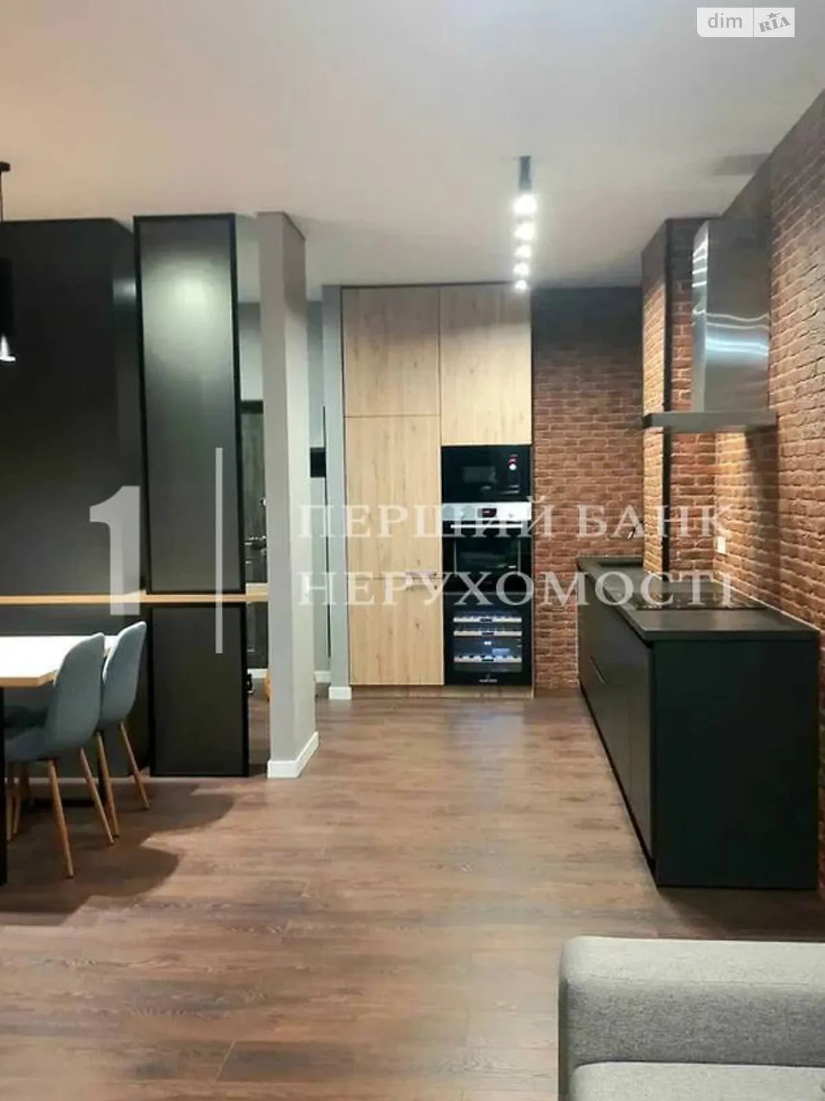 Продается 1-комнатная квартира 54 кв. м в Одессе, ул. Генуэзская, 1Г - фото 1