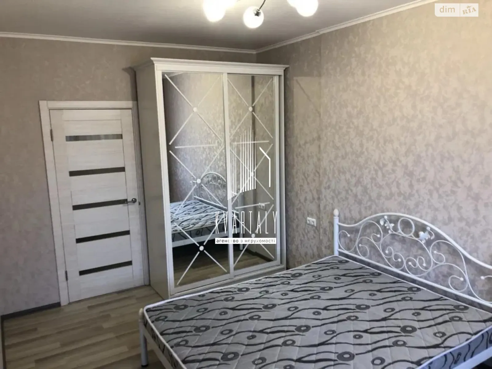 Сдается в аренду 2-комнатная квартира 67 кв. м в Киеве, ул. Светлая, 3Д - фото 1
