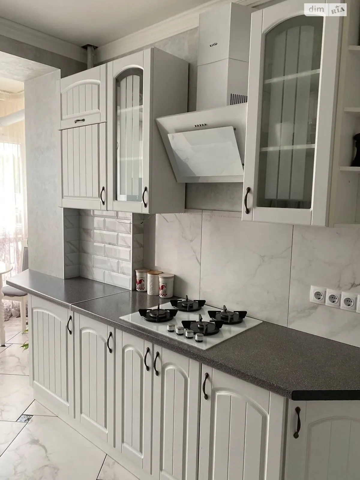Продается 3-комнатная квартира 72 кв. м в Виннице, просп. Коцюбинского, 43Б - фото 1