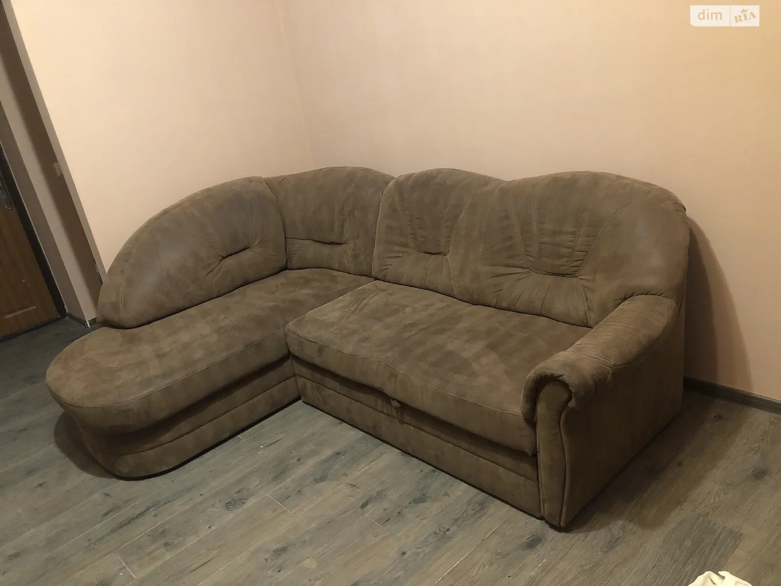 Продается 1-комнатная квартира 34.6 кв. м в Ужгороде, ул. Енковская, 29 - фото 1