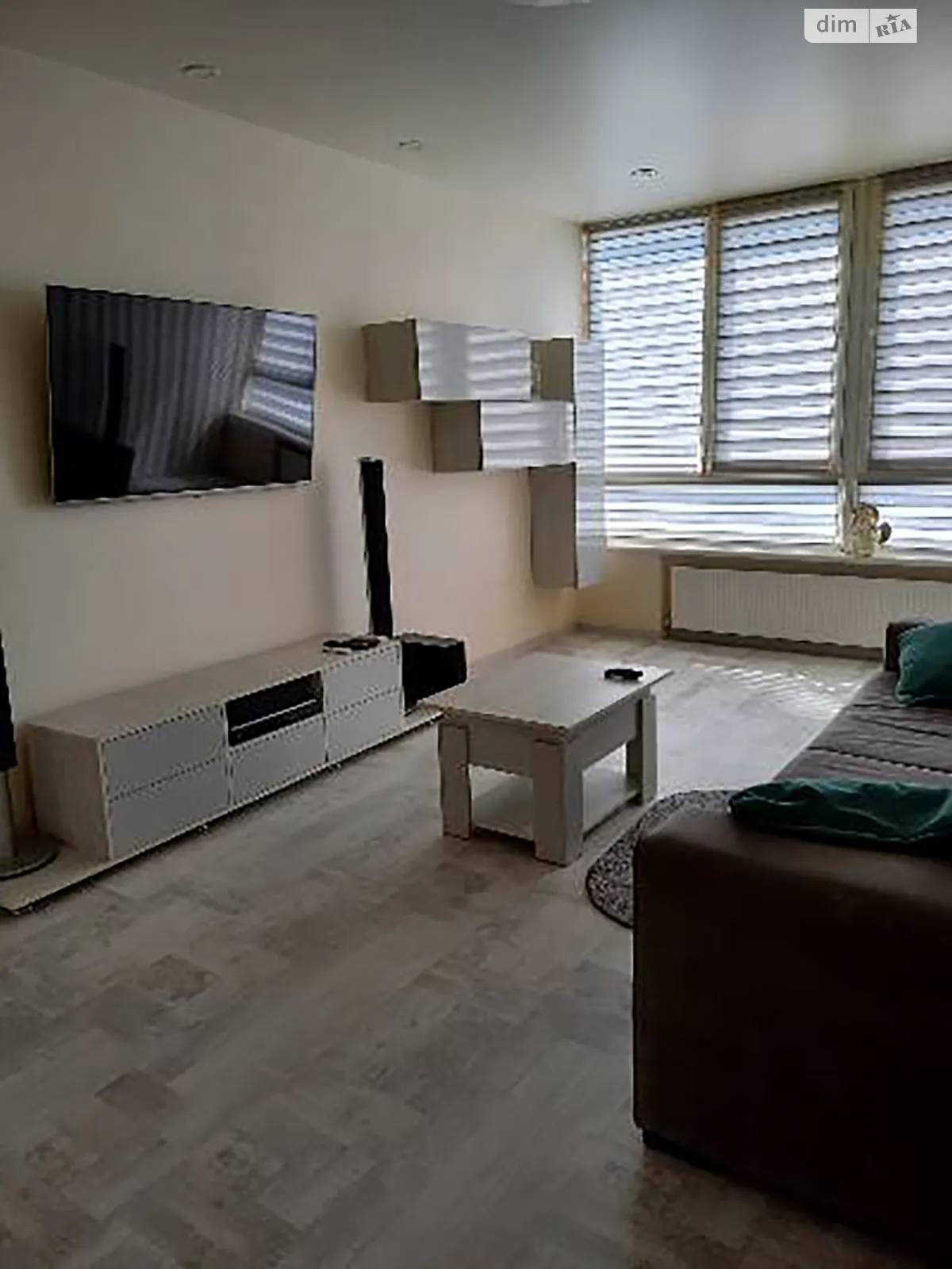 Продается 1-комнатная квартира 42 кв. м в Крыжановка, ул. Защитников Украины(Генерала Бочарова), 56 - фото 1