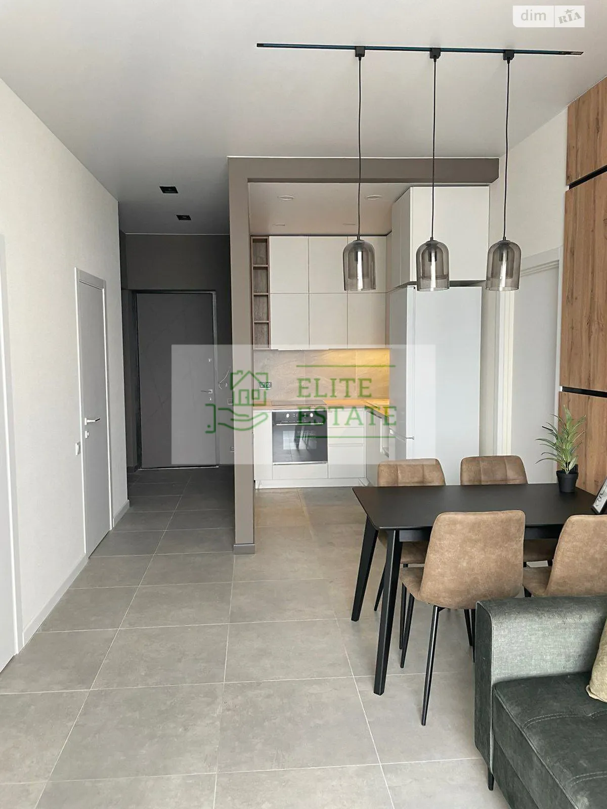 Продается 2-комнатная квартира 60 кв. м в Киеве, ул. Академика Заболотного, 1Б - фото 1