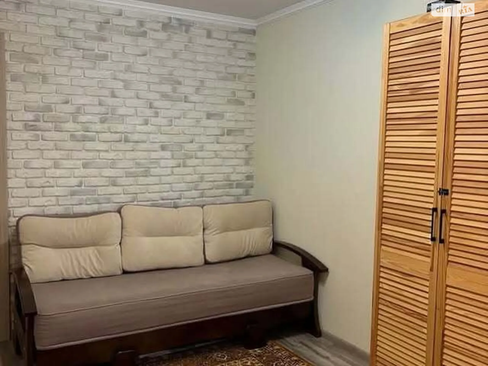 Продается 2-комнатная квартира 42.4 кв. м в Здолбунове, ул. Школьная, 25 - фото 1