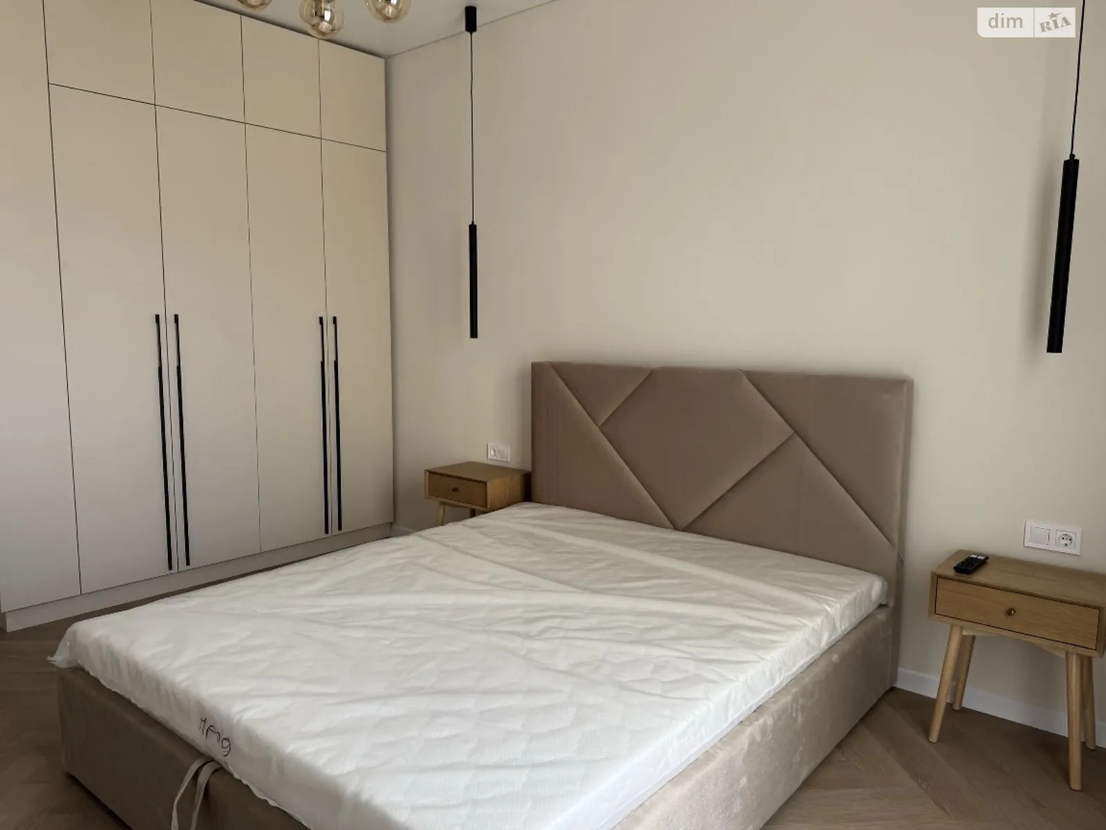 Здається в оренду 1-кімнатна квартира 42 кв. м у Ужгороді, вул. Новака - фото 1