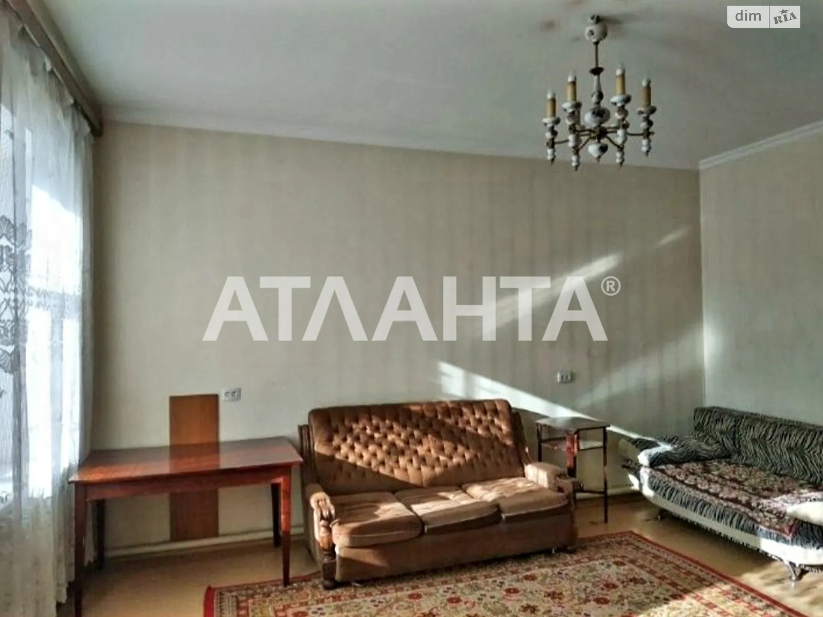 Продается 2-комнатная квартира 46 кв. м в Одессе, ул. Генерала Ватутина - фото 1