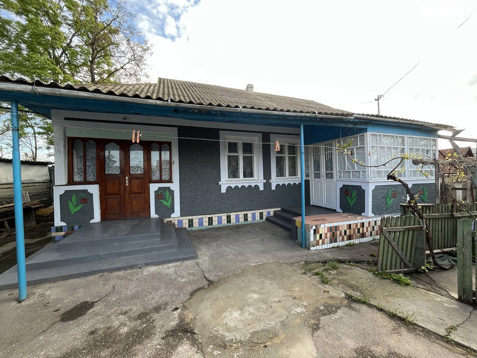 Продается одноэтажный дом 105.3 кв. м с камином, цена: 15000 $ - фото 1