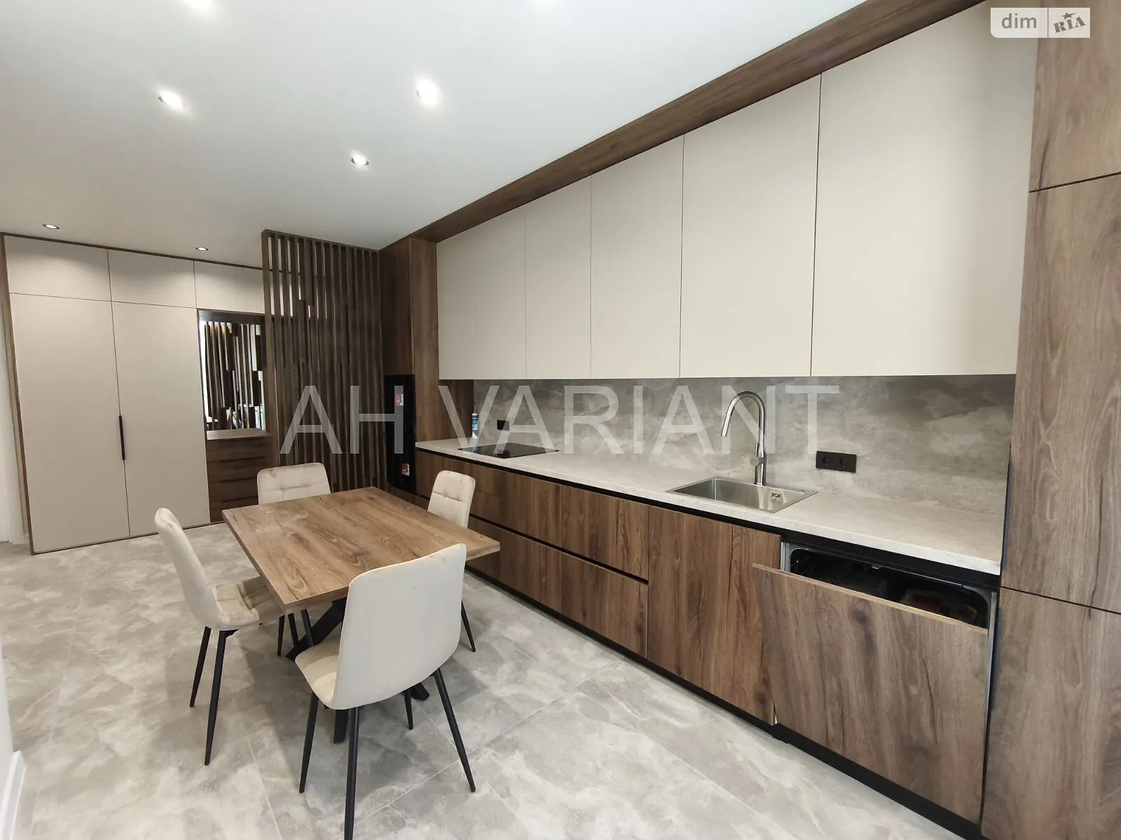 Продается 2-комнатная квартира 63 кв. м в, цена: 115000 $ - фото 1