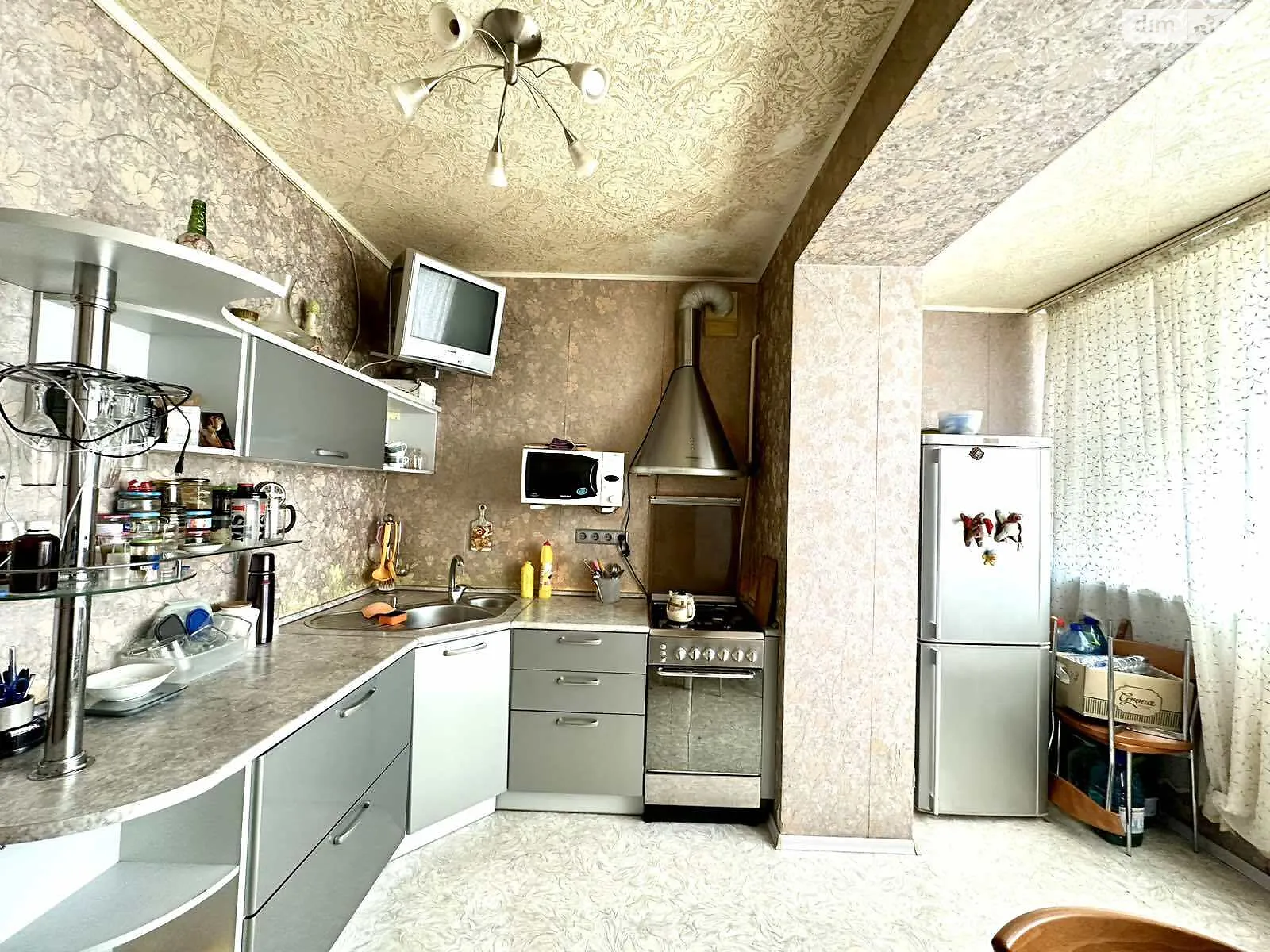Продається 1-кімнатна квартира 46.4 кв. м у Одесі, вул. Старицького, 20/2 - фото 1