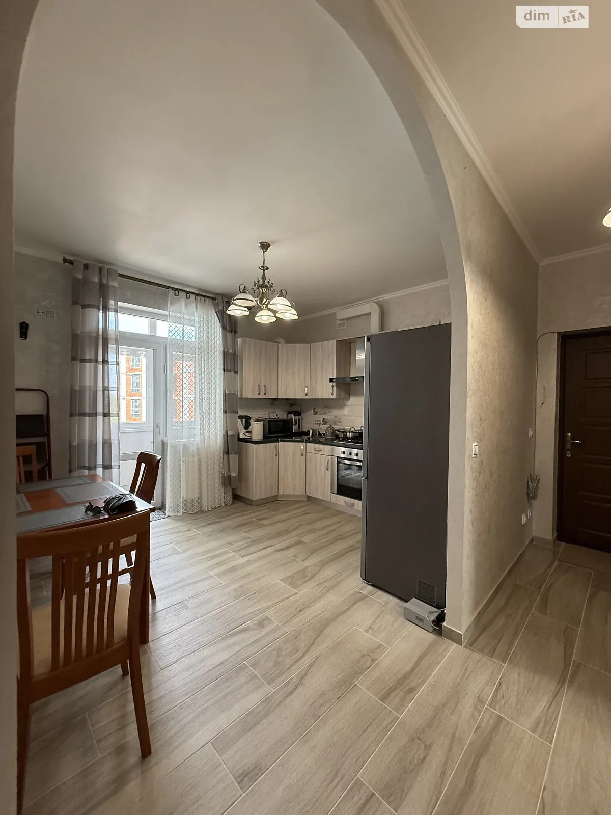 Продается 2-комнатная квартира 75 кв. м в Ужгороде, ул. Гленца, 16 - фото 1