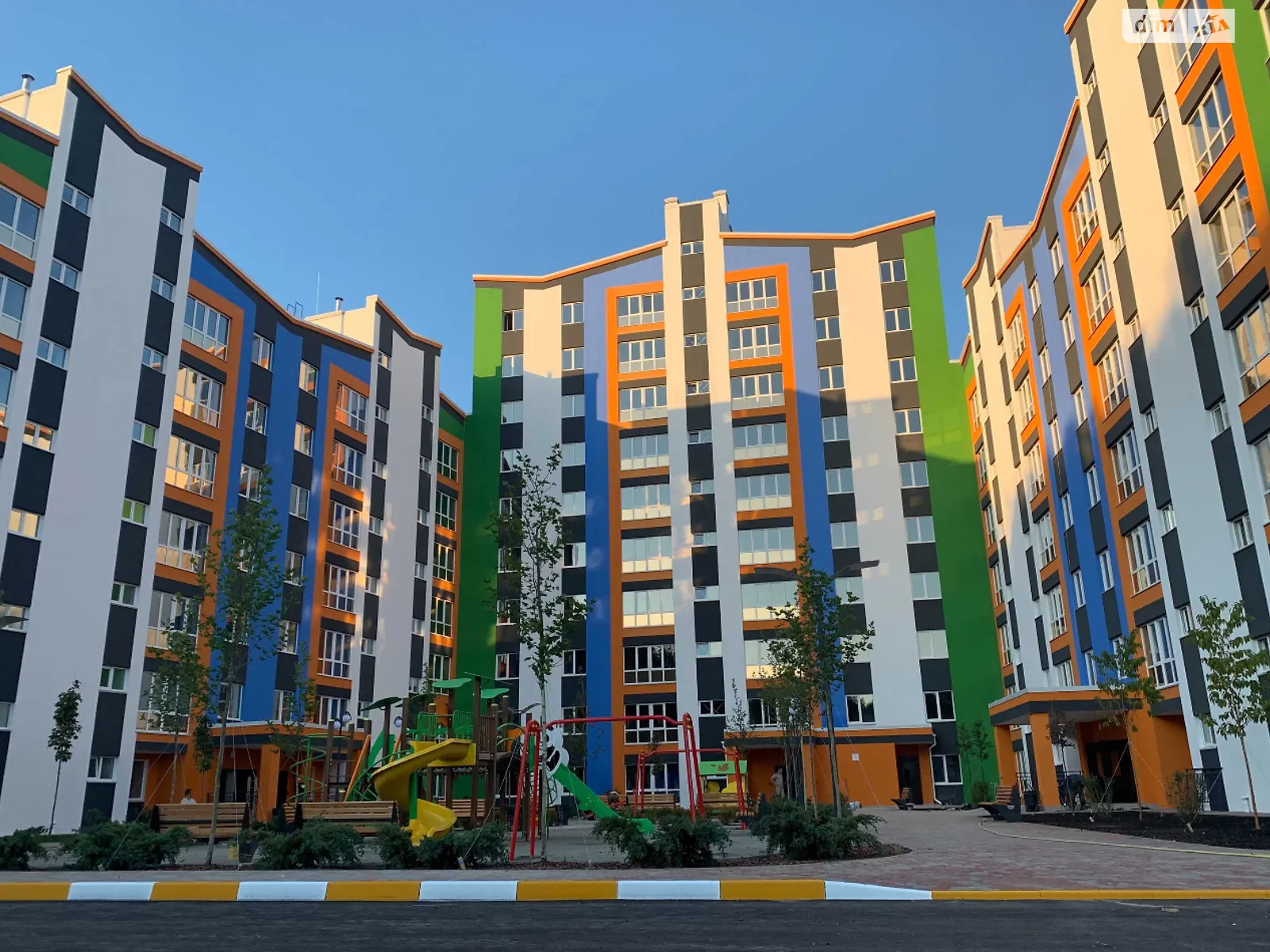 Продается 1-комнатная квартира 45 кв. м в Ирпене, ул. Дмитрия Павлычко(Есенина), 34 - фото 1