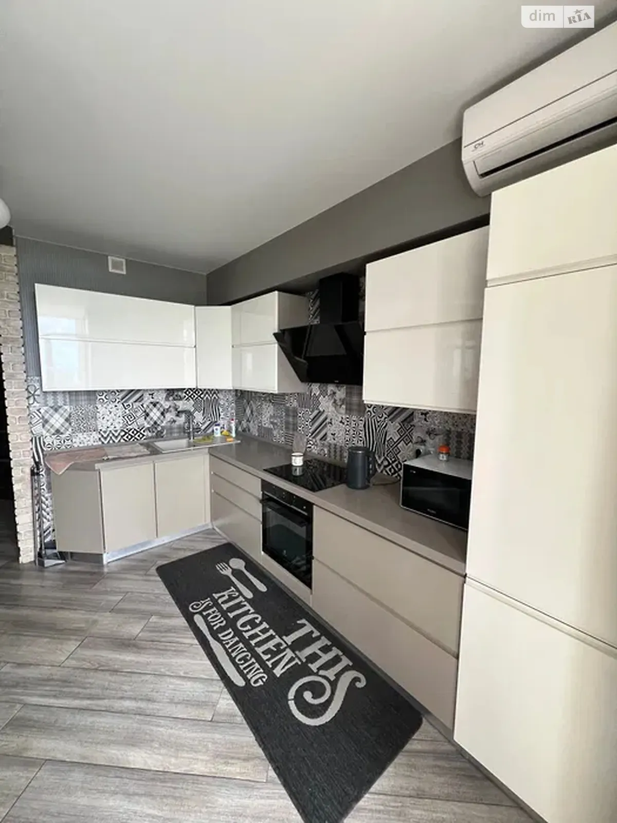 Продається 2-кімнатна квартира 51 кв. м у Києві, вул. Михайла Донця, 2А - фото 1