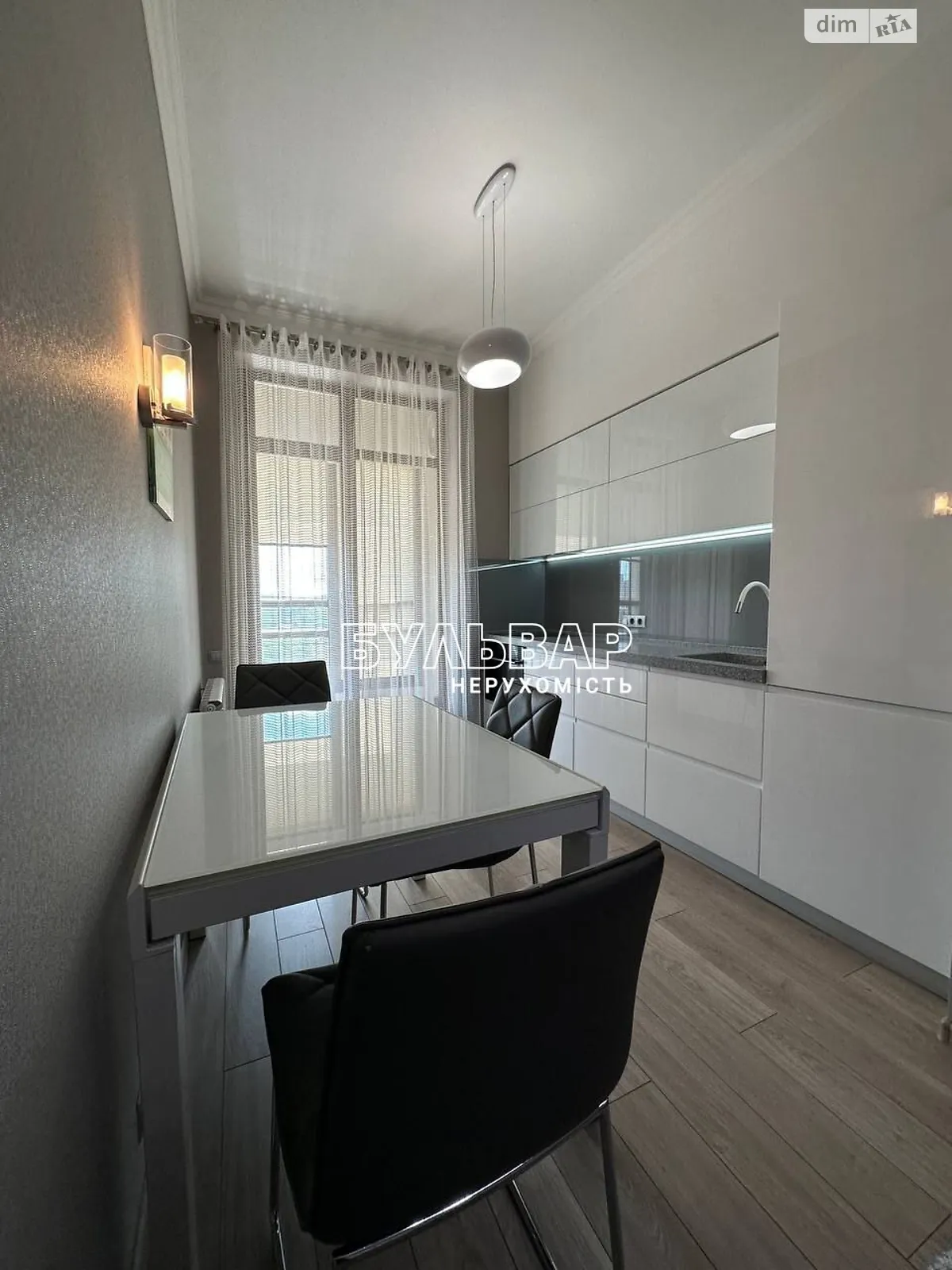 Продается 2-комнатная квартира 65 кв. м в Харькове, пер. Банный, 1 - фото 1