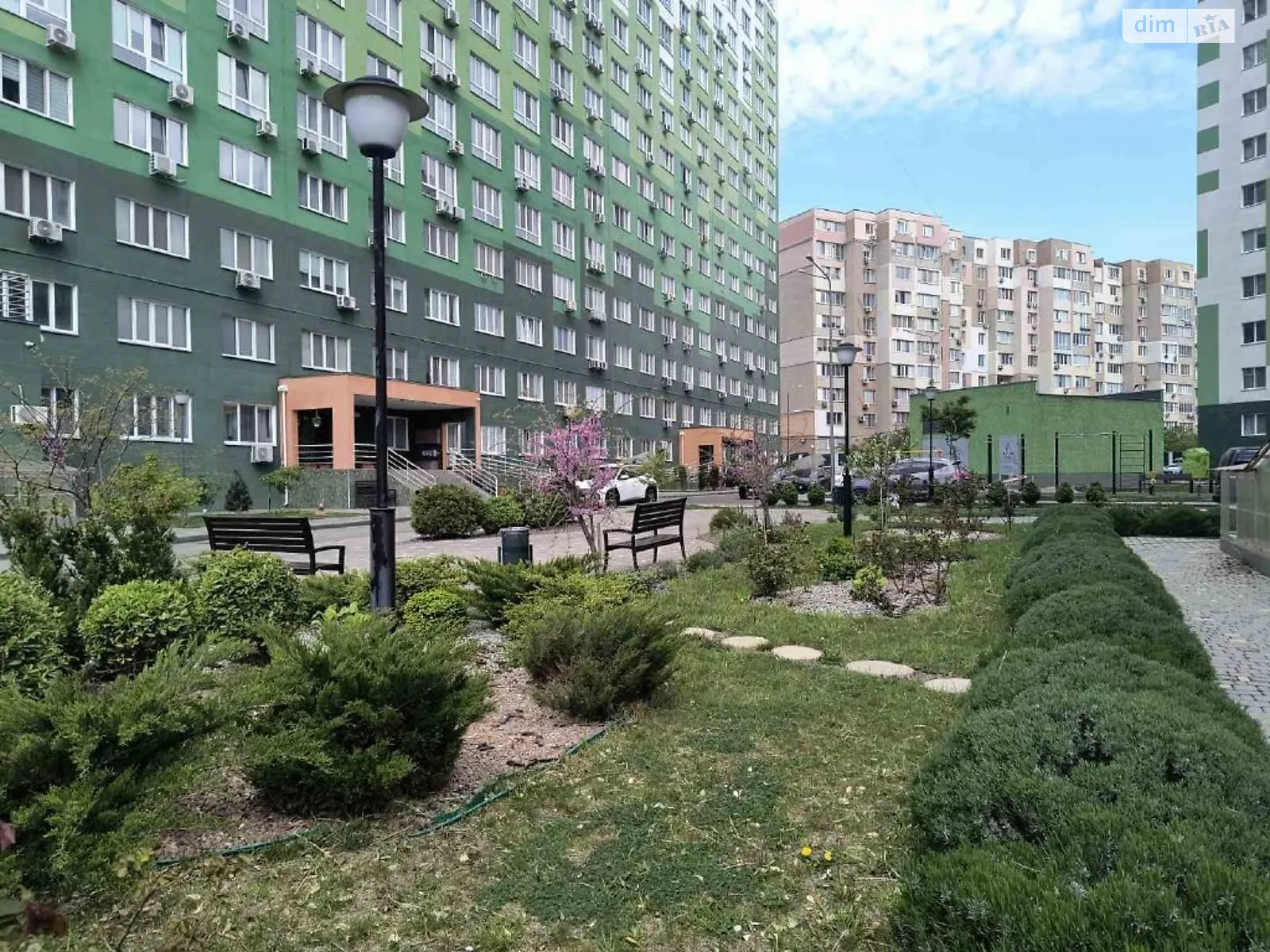 Продается 2-комнатная квартира 84.4 кв. м в Одессе, цена: 59000 $ - фото 1
