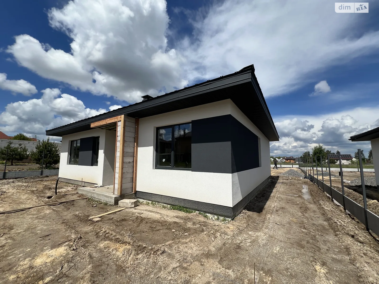 Продається одноповерховий будинок 98 кв. м з меблями, цена: 115000 $ - фото 1