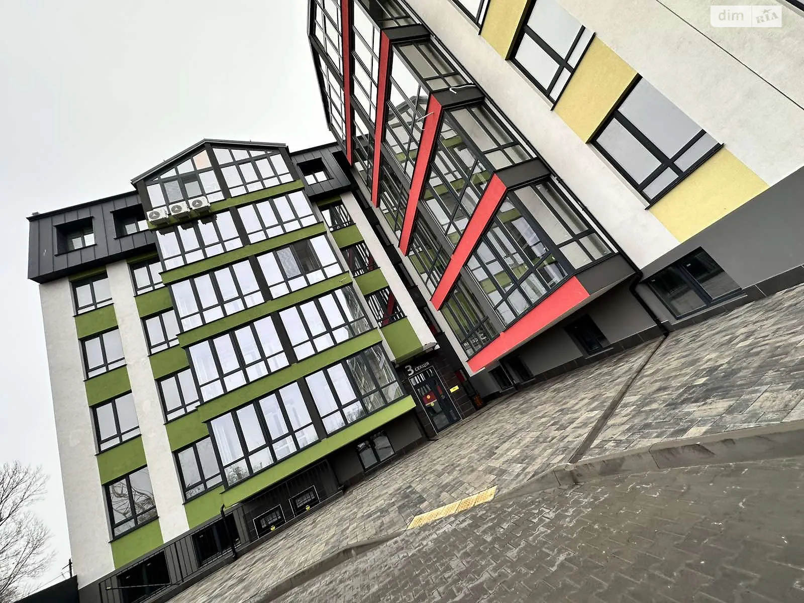 Продается 1-комнатная квартира 26 кв. м в Одессе, ул. Слободская, 56/1 - фото 1