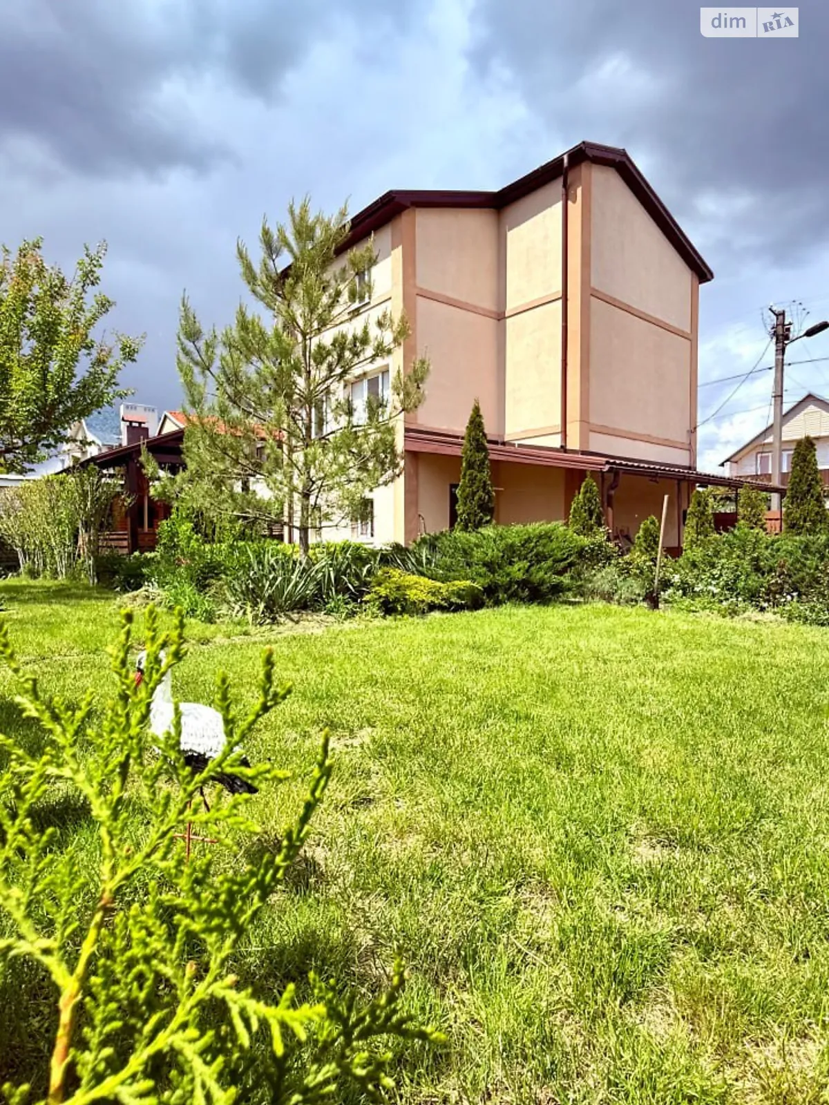 Продается дом на 3 этажа 108.1 кв. м с балконом, цена: 79900 $ - фото 1