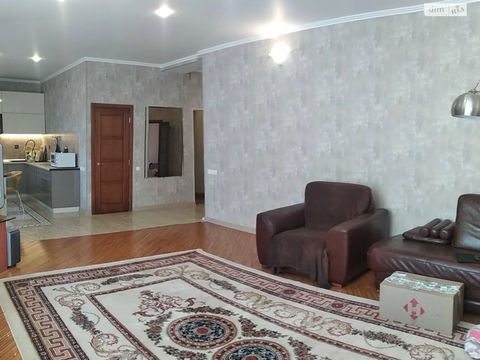 Продается 2-комнатная квартира 101.8 кв. м в Одессе, ул. Леваневского, 5 - фото 1