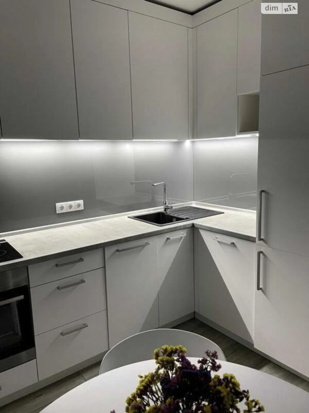 Продается 1-комнатная квартира 37 кв. м в Киеве, цена: 70000 $ - фото 1