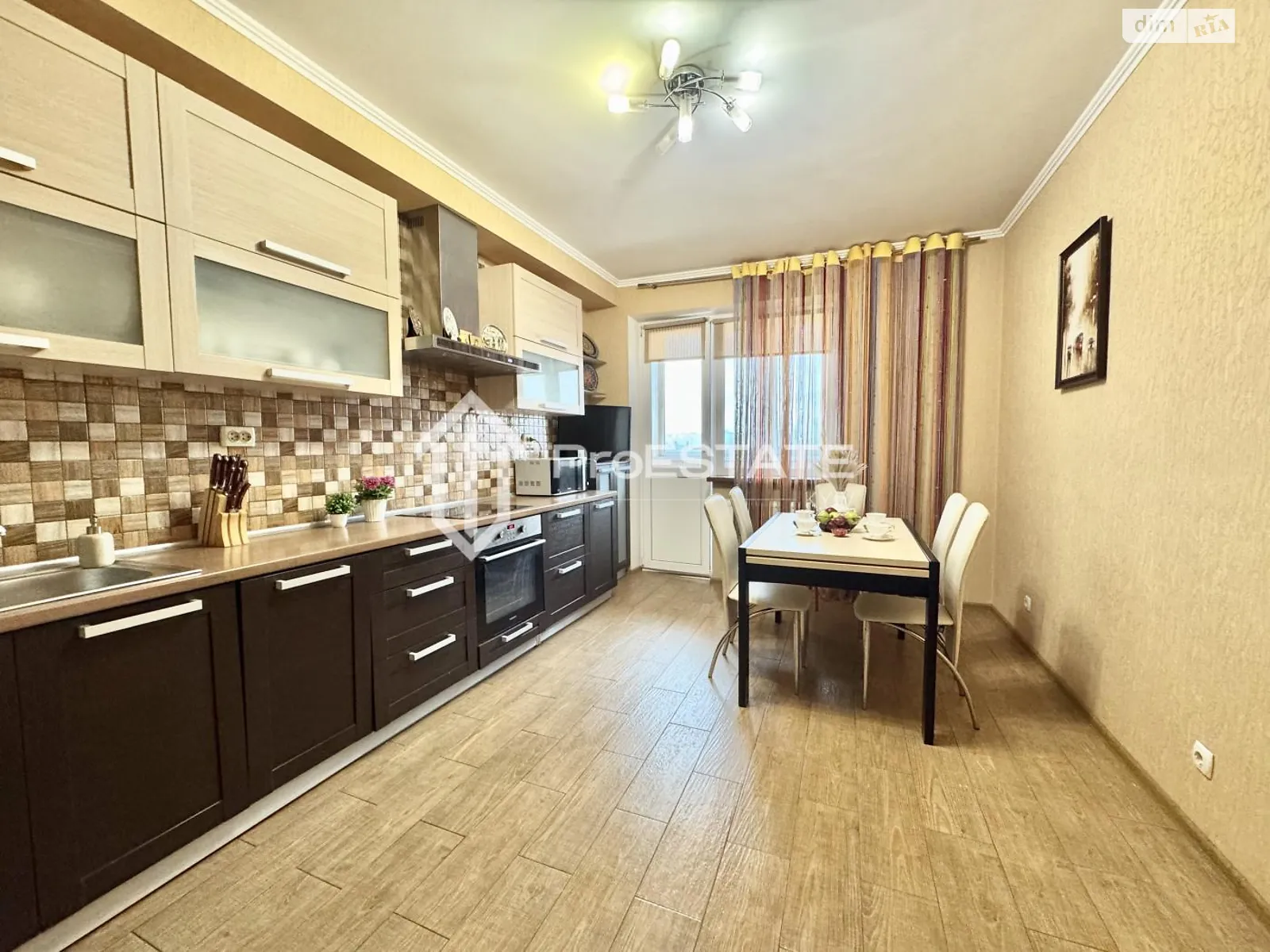 Продается 3-комнатная квартира 103.5 кв. м в Киеве, ул. Бориспольская, 4 - фото 1