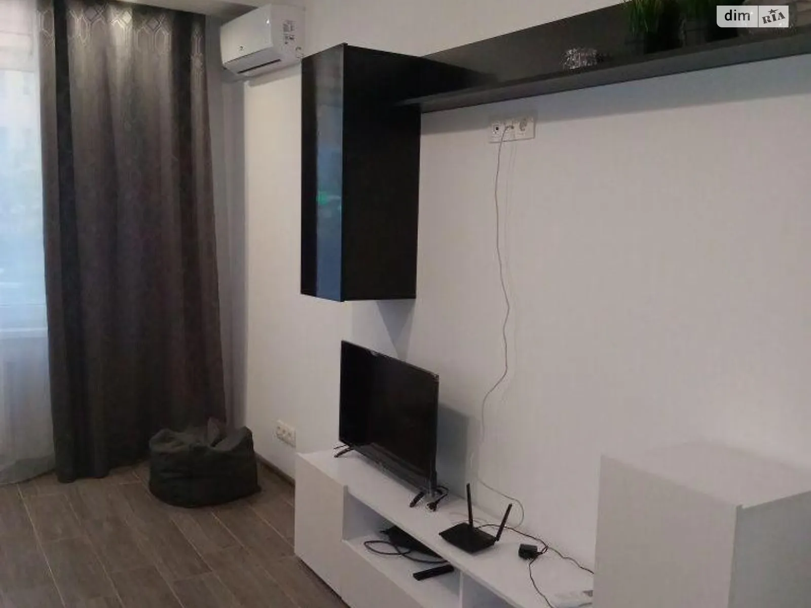 Продается 1-комнатная квартира 42.4 кв. м в Киеве, ул. Юлии Здановской(Михаила Ломоносова), 36В - фото 1