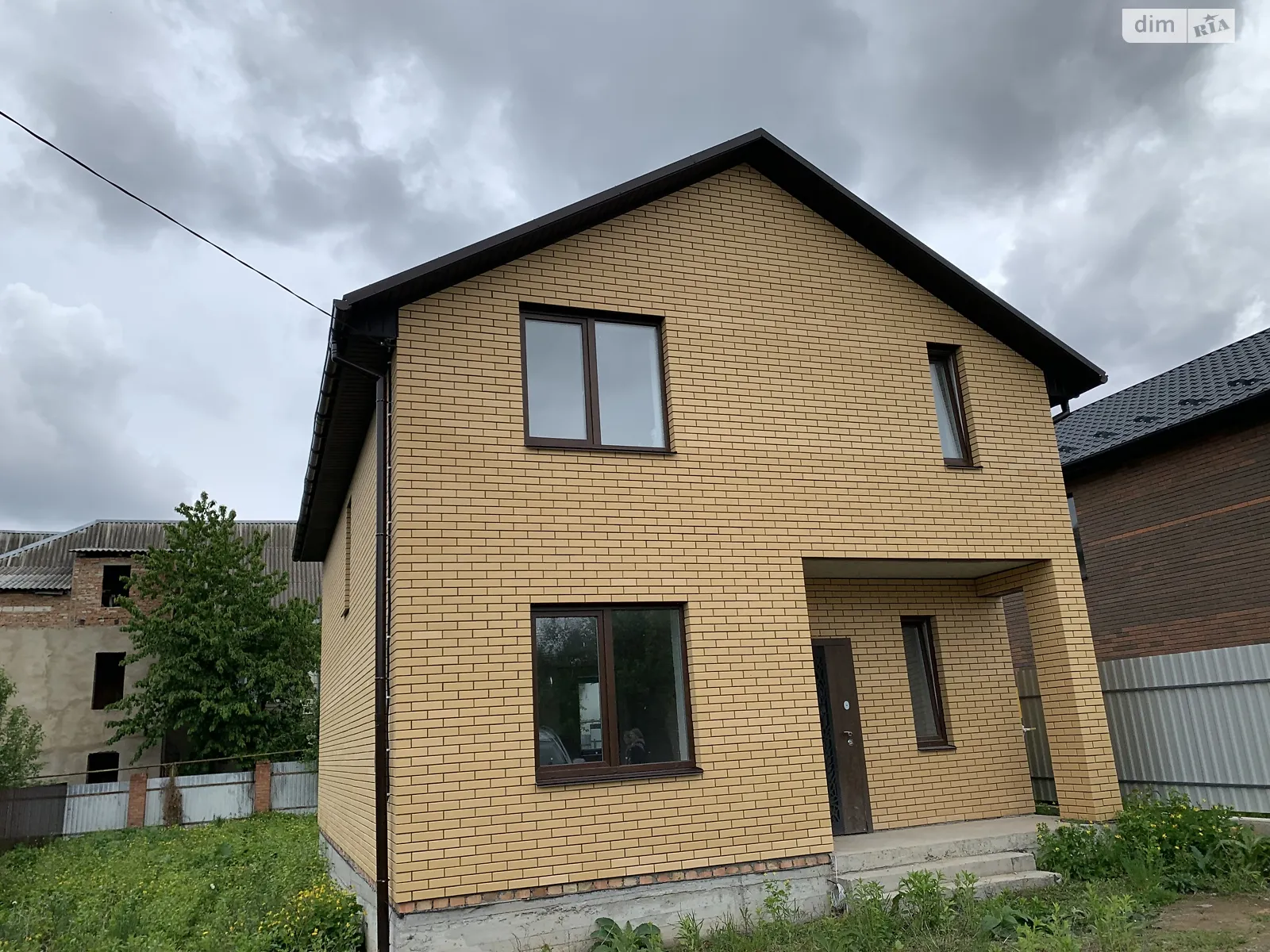 Продается дом на 2 этажа 119 кв. м с камином, цена: 130000 $ - фото 1