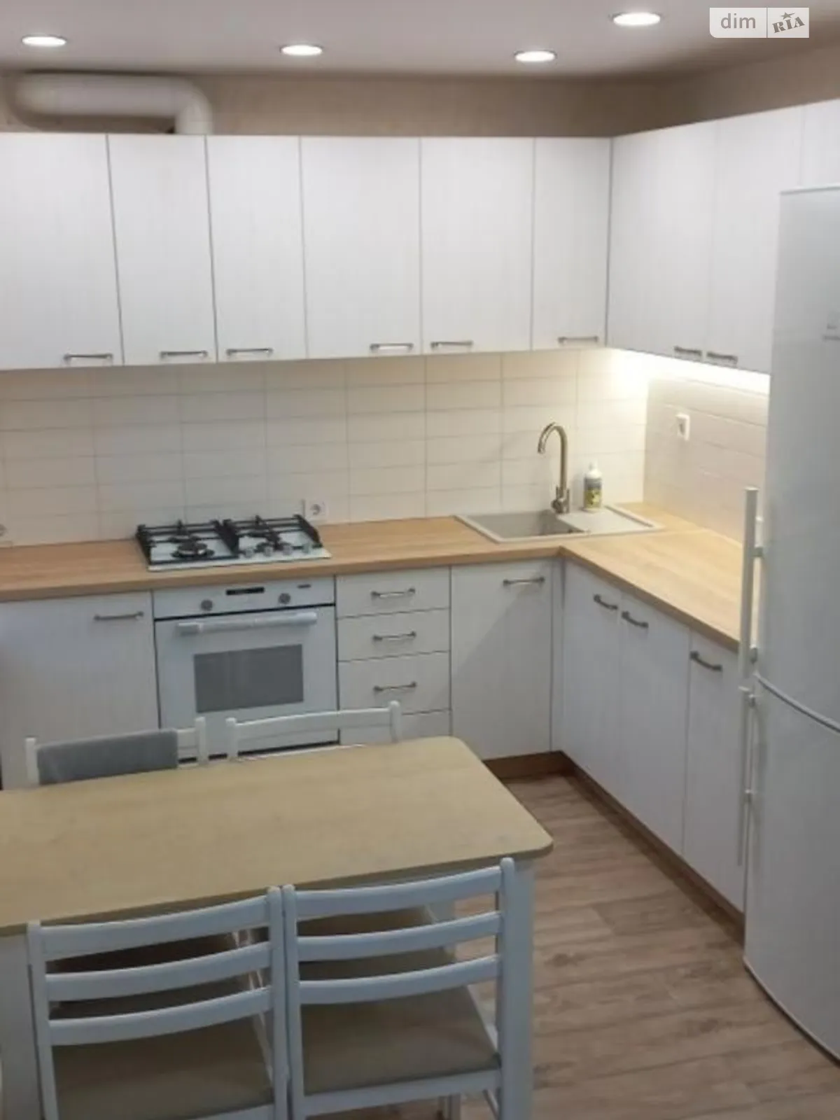 Продається 2-кімнатна квартира 48 кв. м у Одесі, вул. Інглезі, 3 - фото 1