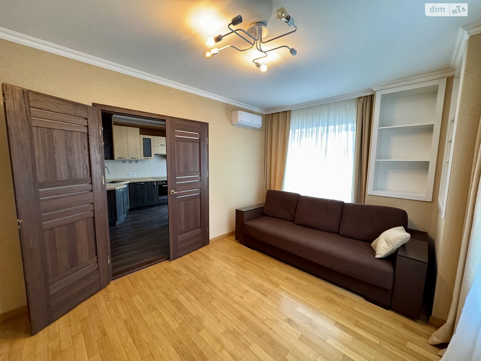 Продається 3-кімнатна квартира 95 кв. м у Одесі, вул. Марсельська - фото 1