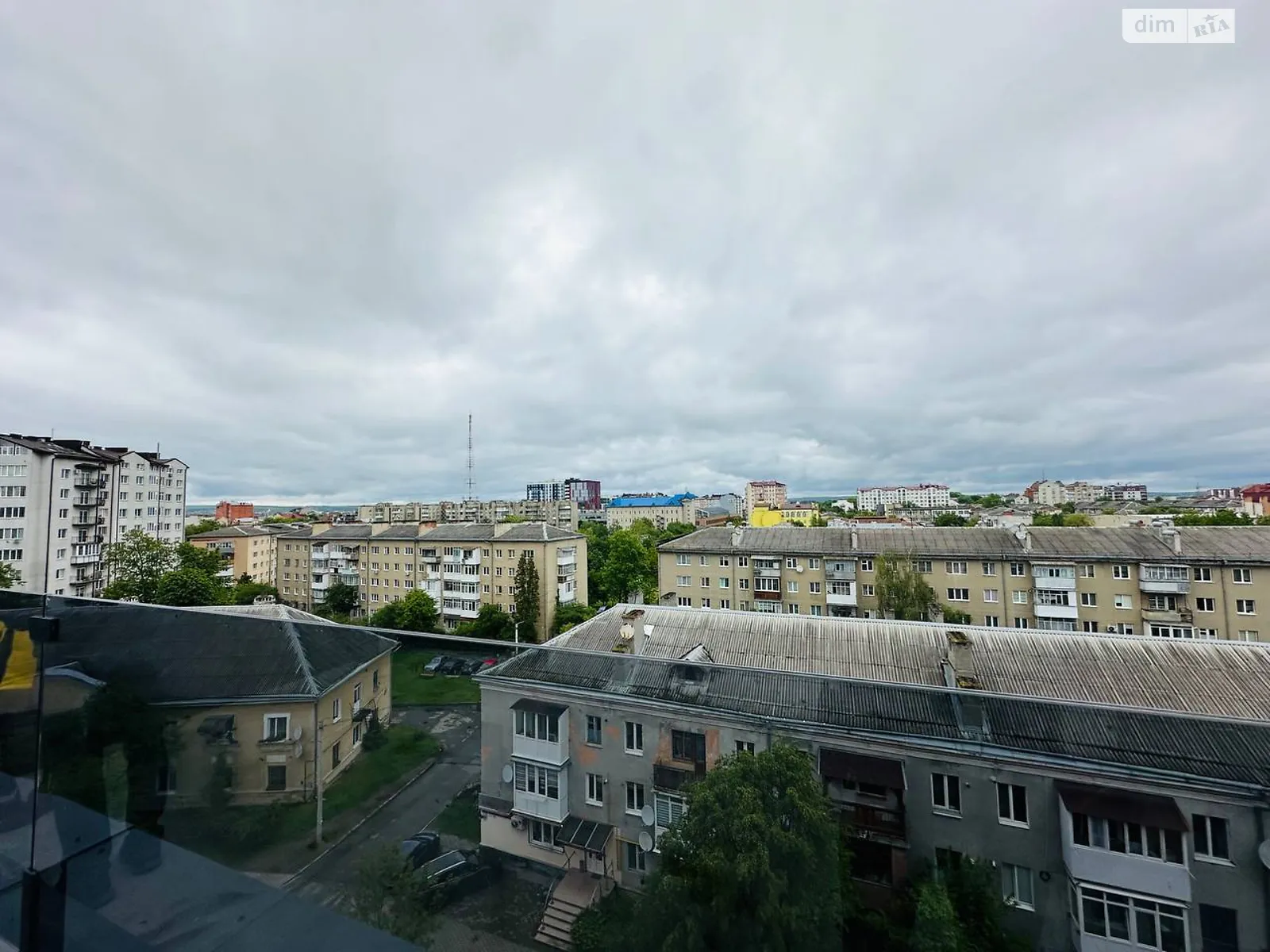 Продается 3-комнатная квартира 89 кв. м в Ивано-Франковске, ул. Славы Стецько - фото 1