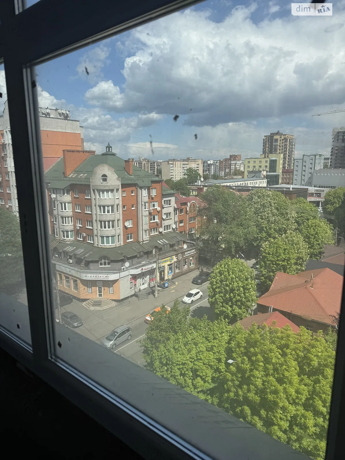 Продается 1-комнатная квартира 66.7 кв. м в Хмельницком, ул. Подольская, 58 - фото 1