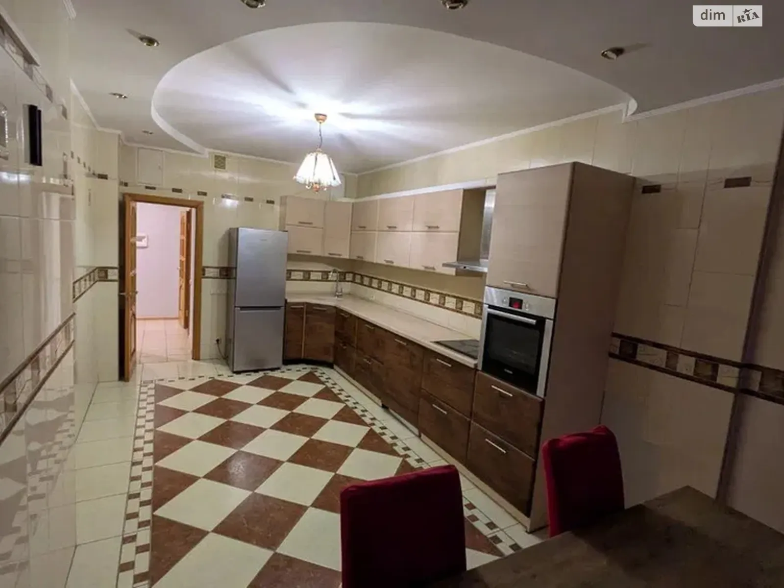 Сдается в аренду 1-комнатная квартира 56 кв. м в Киеве, бул. Верховного Совета, 14Б - фото 1