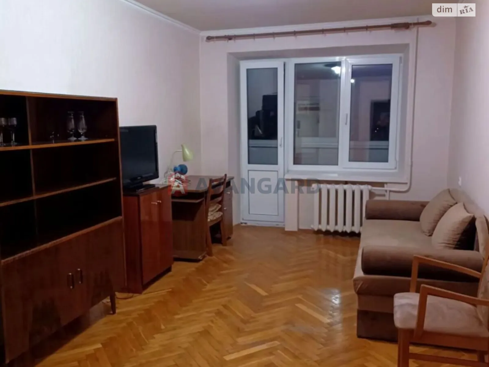 Продається 1-кімнатна квартира 39 кв. м у Києві, просп. Науки, 13 - фото 1