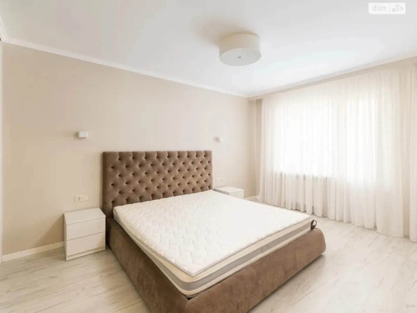 Продається 3-кімнатна квартира 95 кв. м у Києві, вул. Сергія Данченка, 1 - фото 1