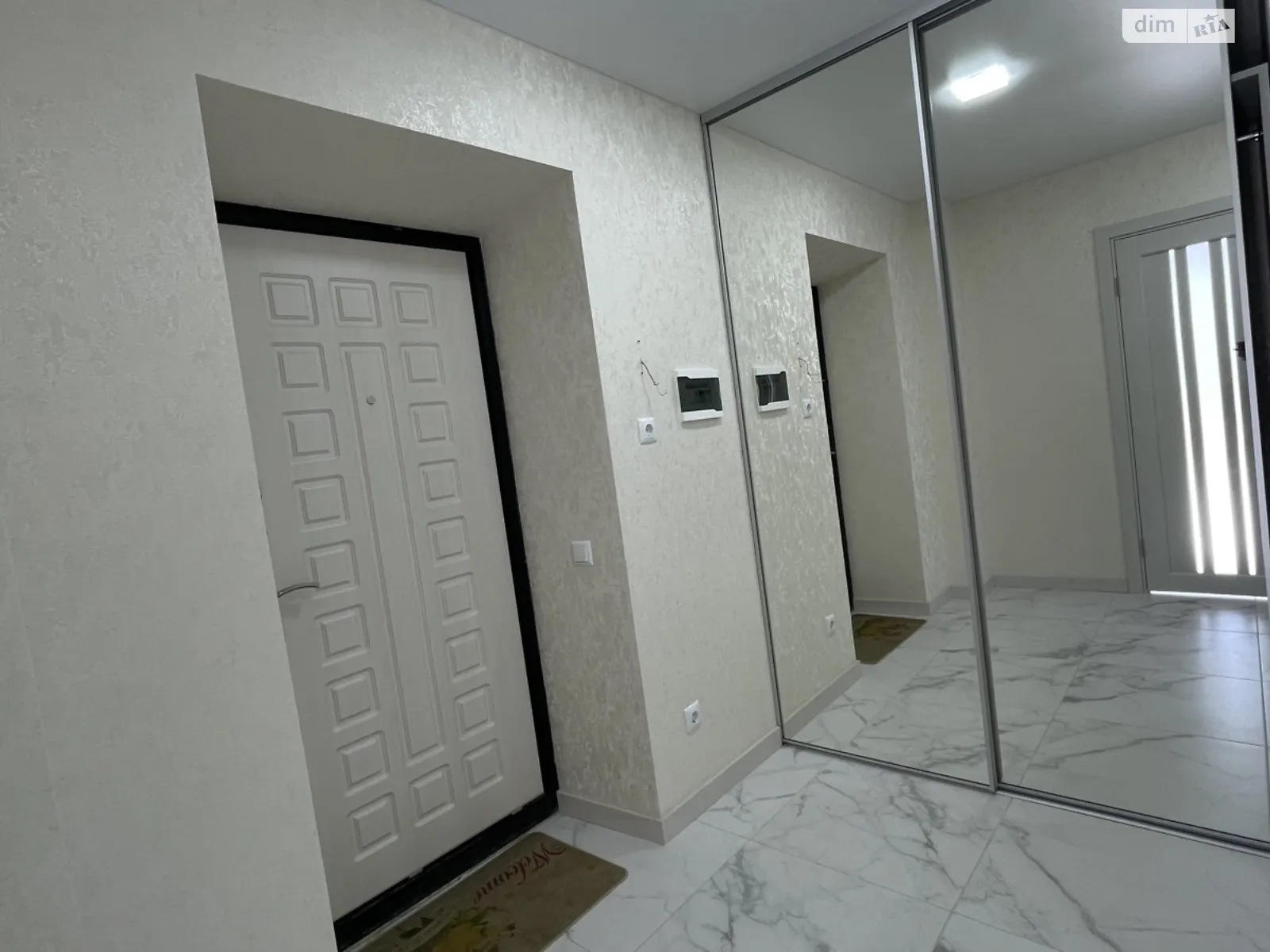 Продається 1-кімнатна квартира 42 кв. м у Вінниці, вул. Острозького, 2 - фото 1