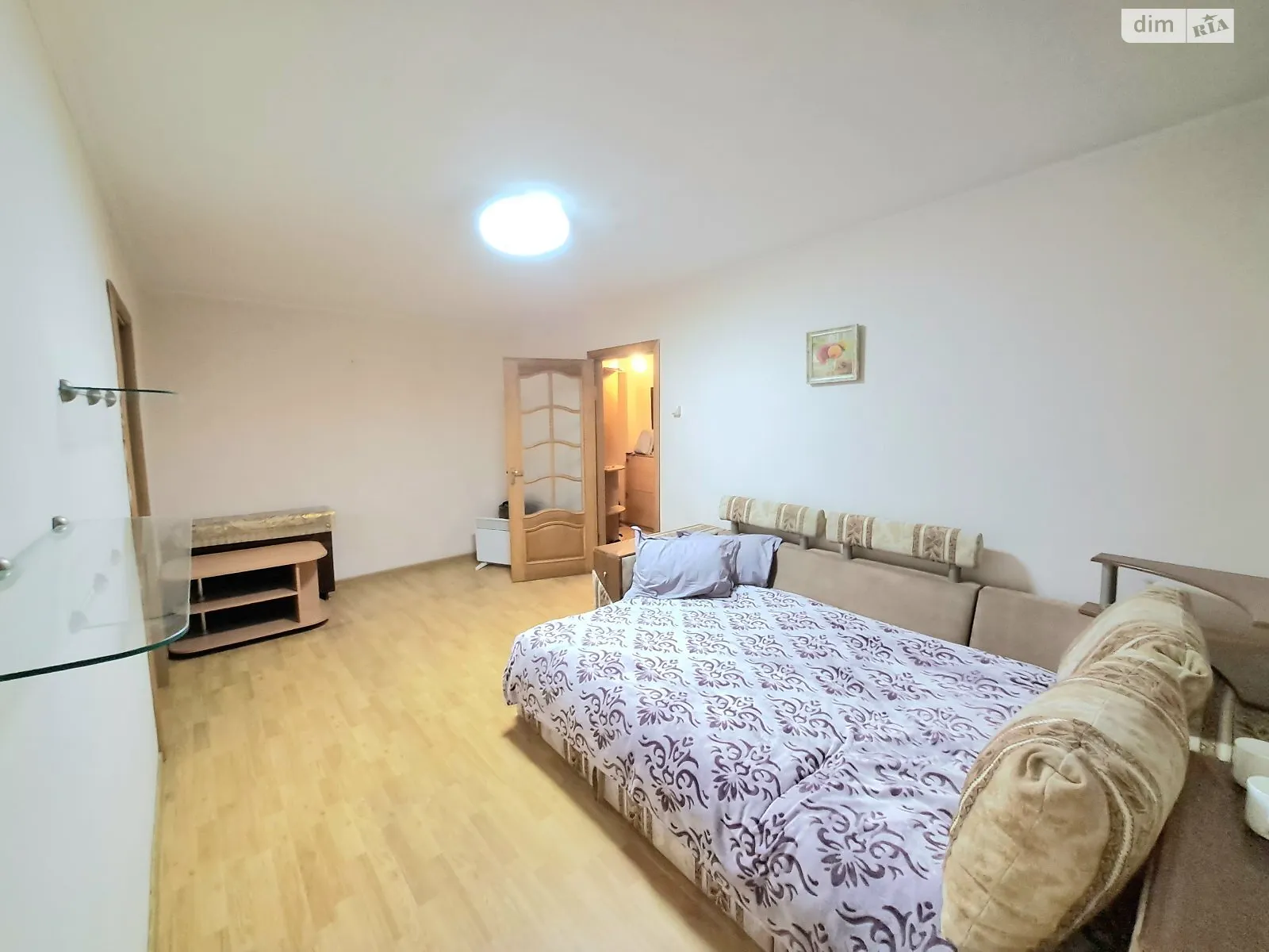 Продается 2-комнатная квартира 48 кв. м в Ровно, ул. Степана Бандеры, 15 - фото 1