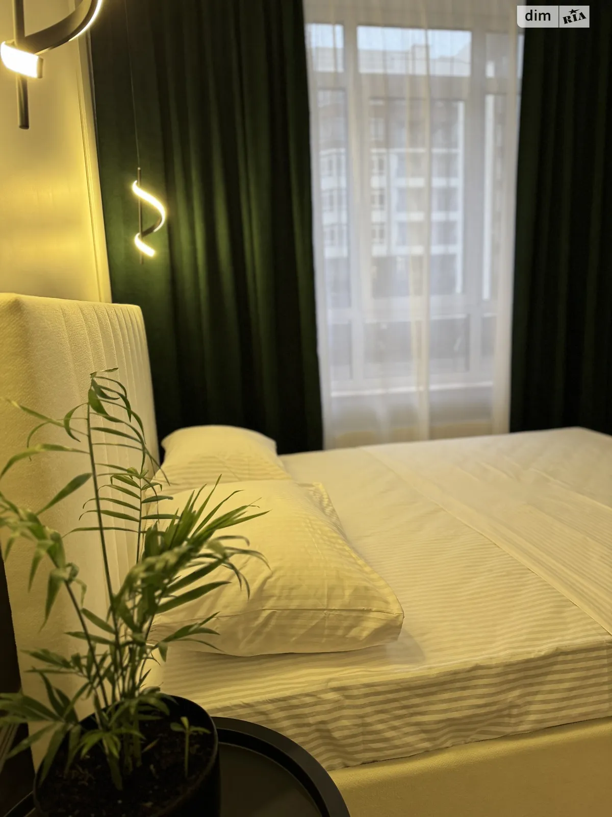 Продается 1-комнатная квартира 39.1 кв. м в Ирпене, ул. Ольги Кобылянской(Достоевского), 1В/10 - фото 1