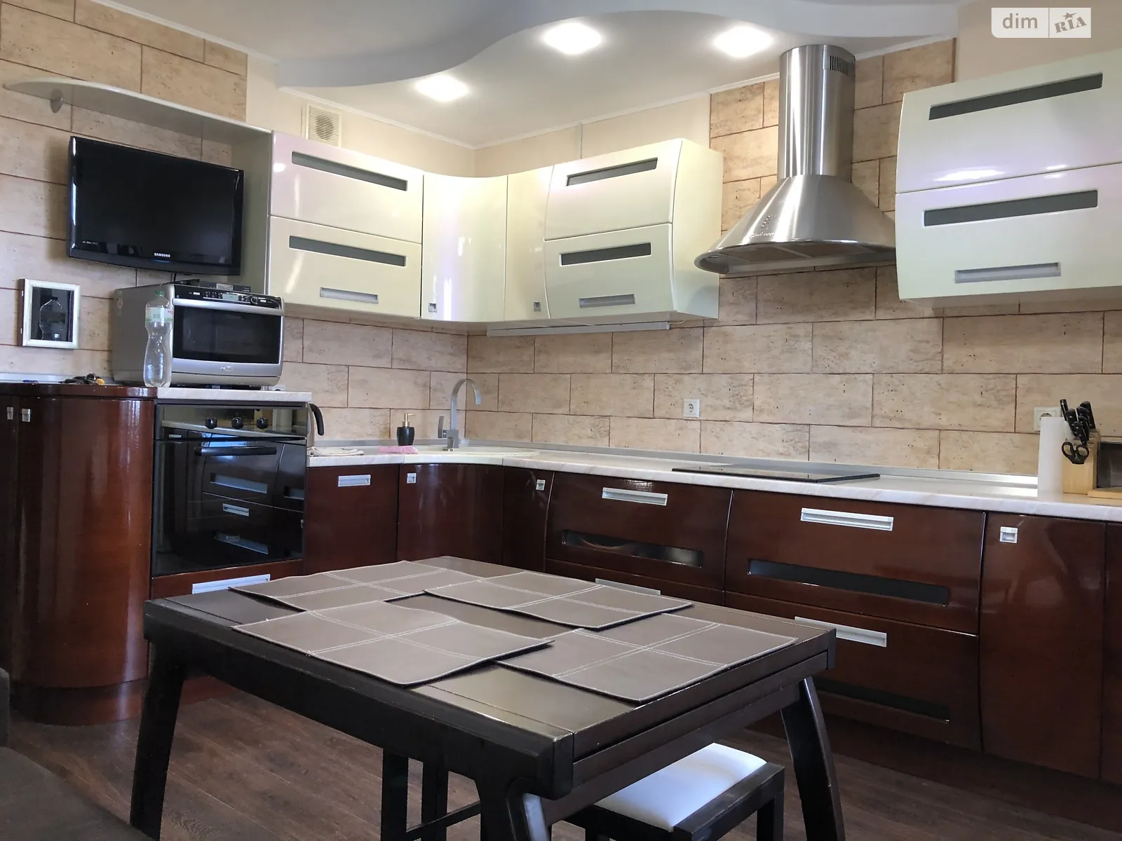 Сдается в аренду 2-комнатная квартира 86.1 кв. м в Киеве, бул. Чоколовский, 42А - фото 1