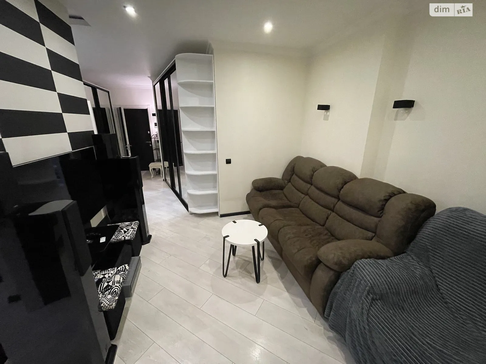 Продається 2-кімнатна квартира 60 кв. м у Києві, вул. Драгоманова, 40Ж - фото 1