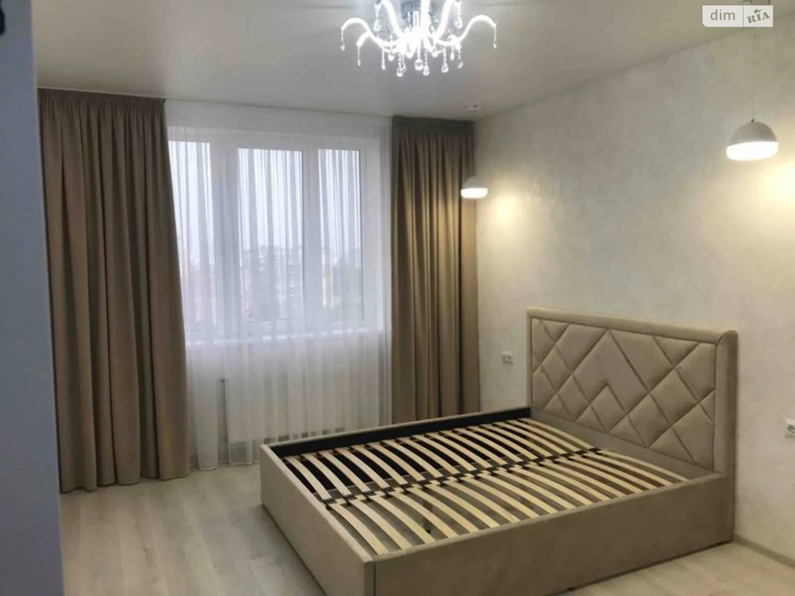 Продається 1-кімнатна квартира 41 кв. м у Одесі, вул. Варненська, 27А/3 - фото 1