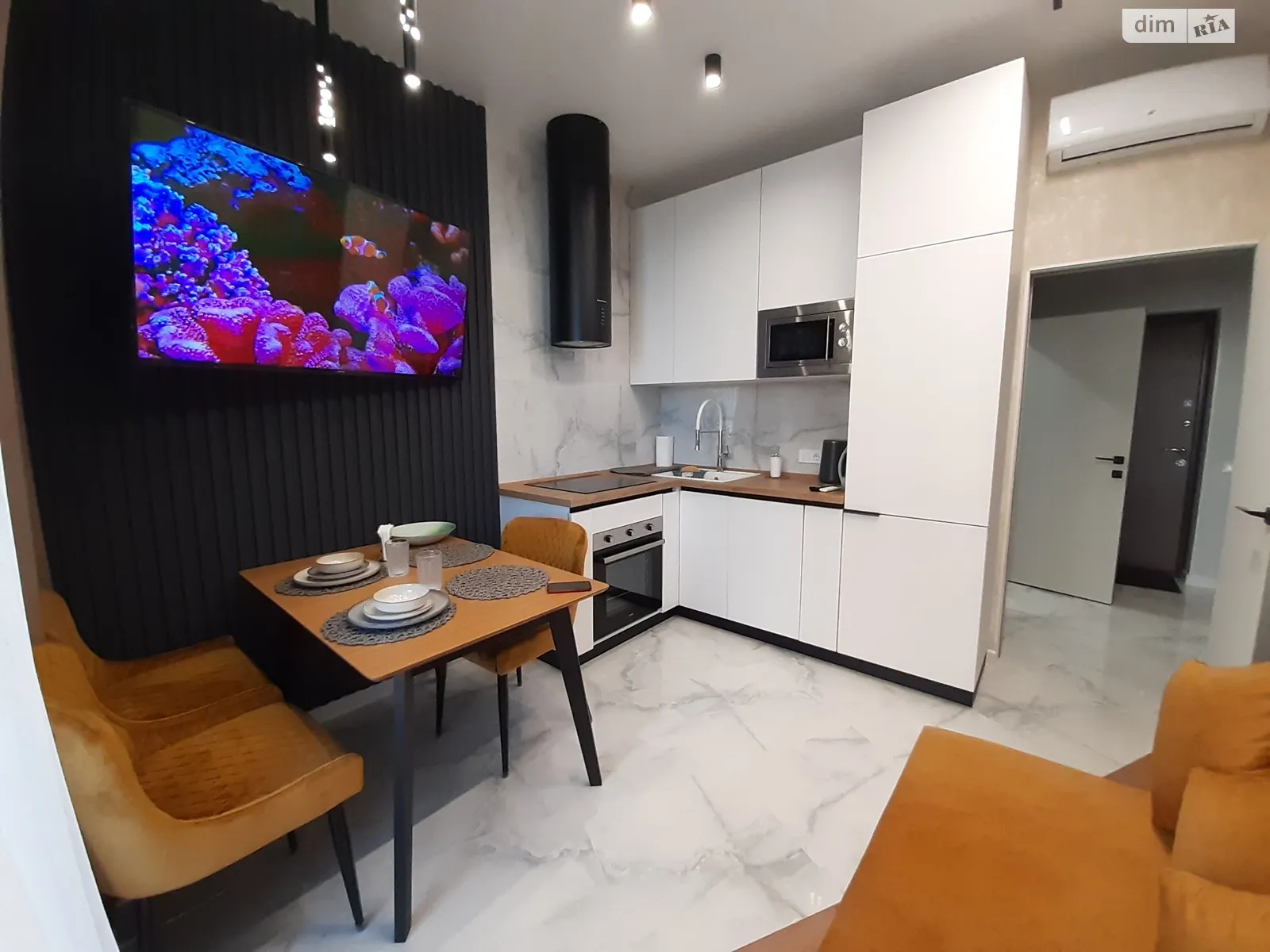 Сдается в аренду 1-комнатная квартира 43 кв. м в Одессе, пров. Курортный, 1А - фото 1