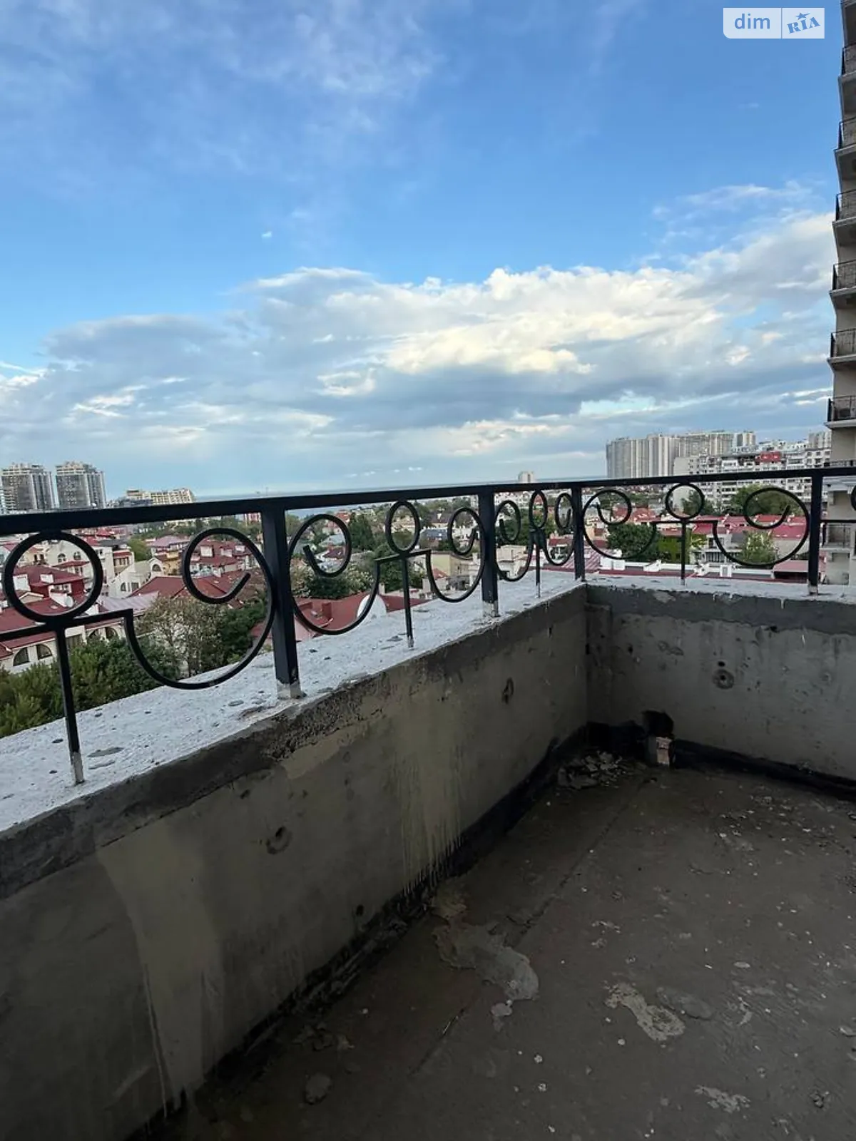 Продается 2-комнатная квартира 67 кв. м в Одессе, ул. Педагогическая, 23 - фото 1