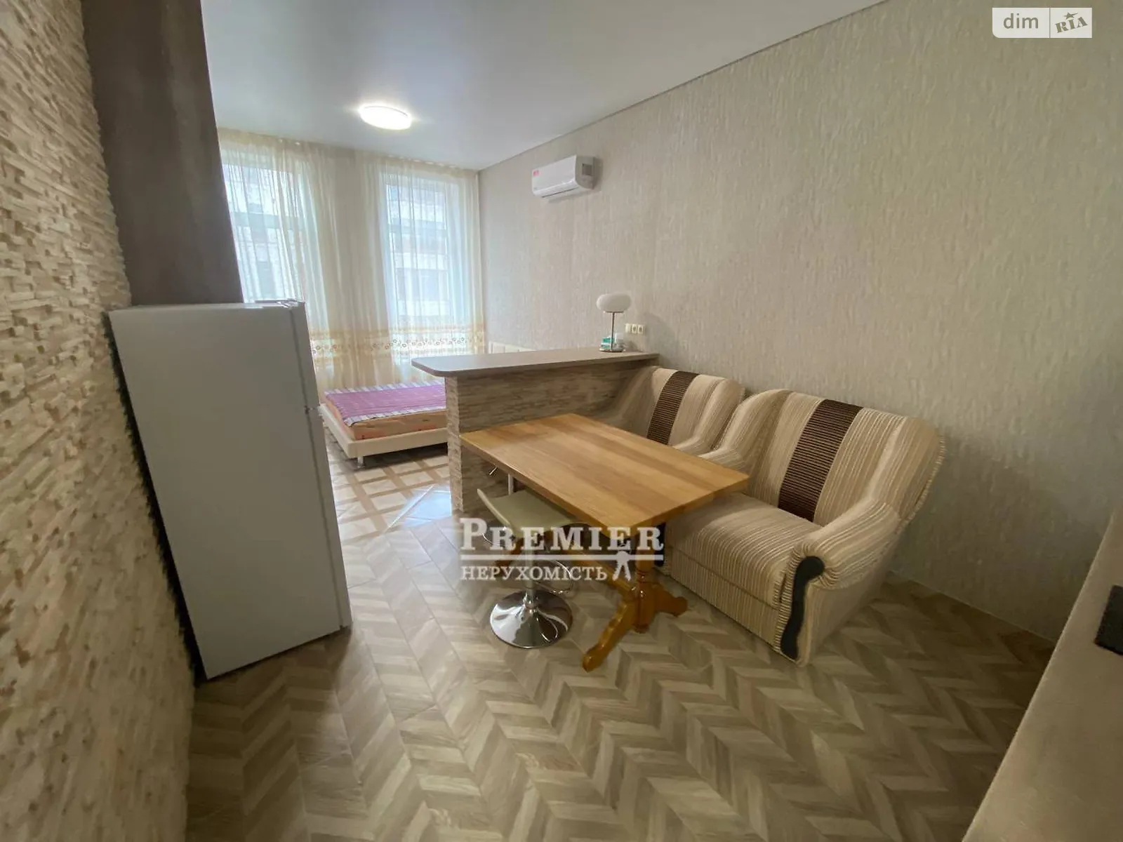 Продается 1-комнатная квартира 29 кв. м в Одессе, ул. Дача Ковалевского - фото 1