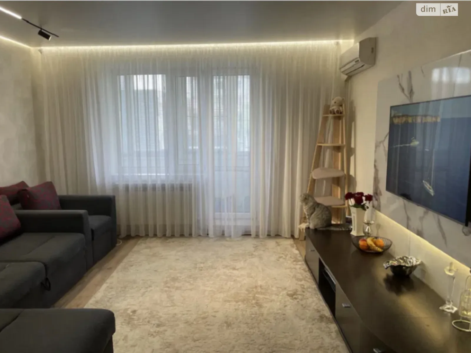 Продается 3-комнатная квартира 67 кв. м в Кропивницком, цена: 68000 $ - фото 1