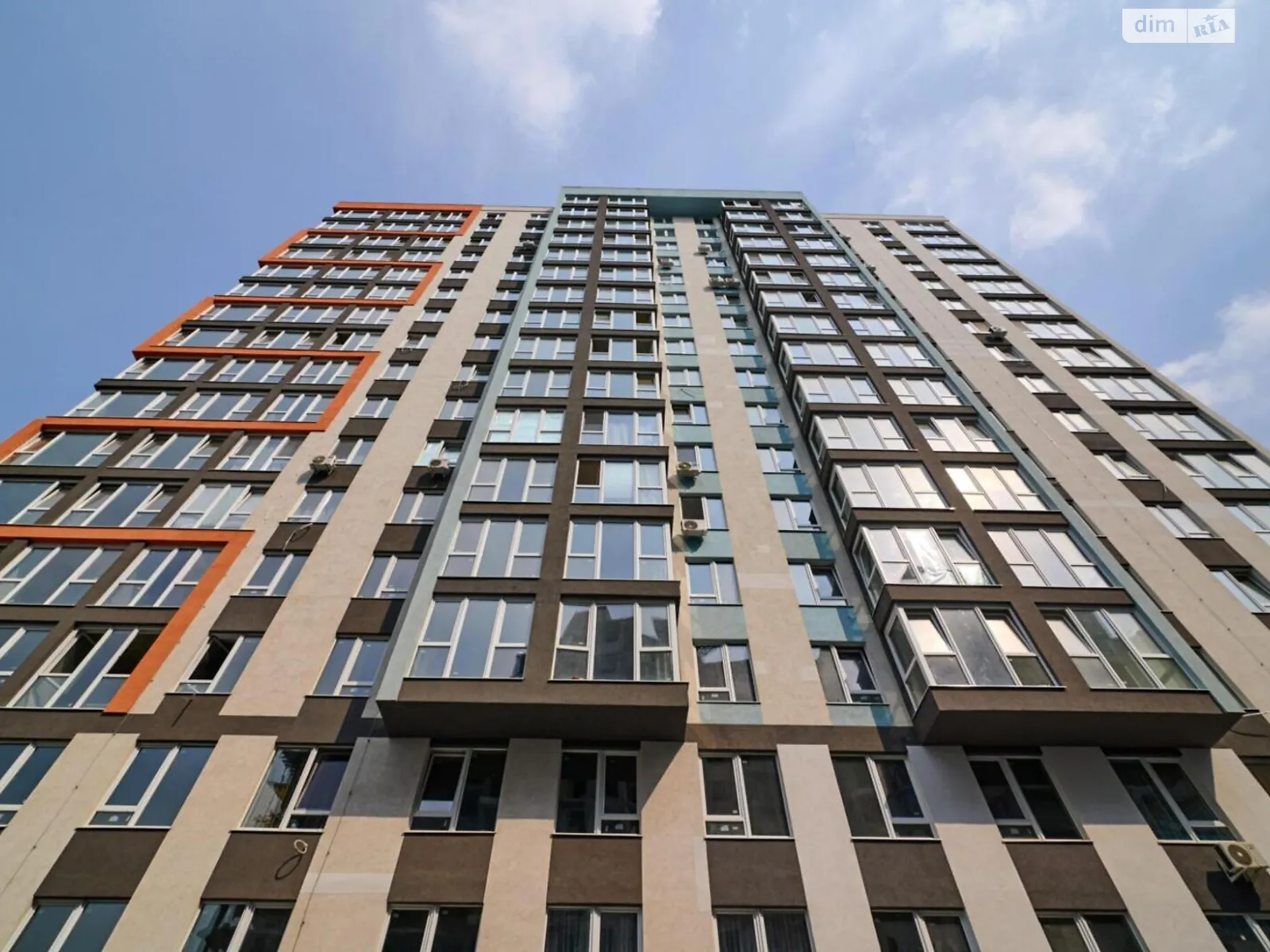 Продается 1-комнатная квартира 40 кв. м в Лиманке, ул. Академика Вильямса, 93/4 - фото 1